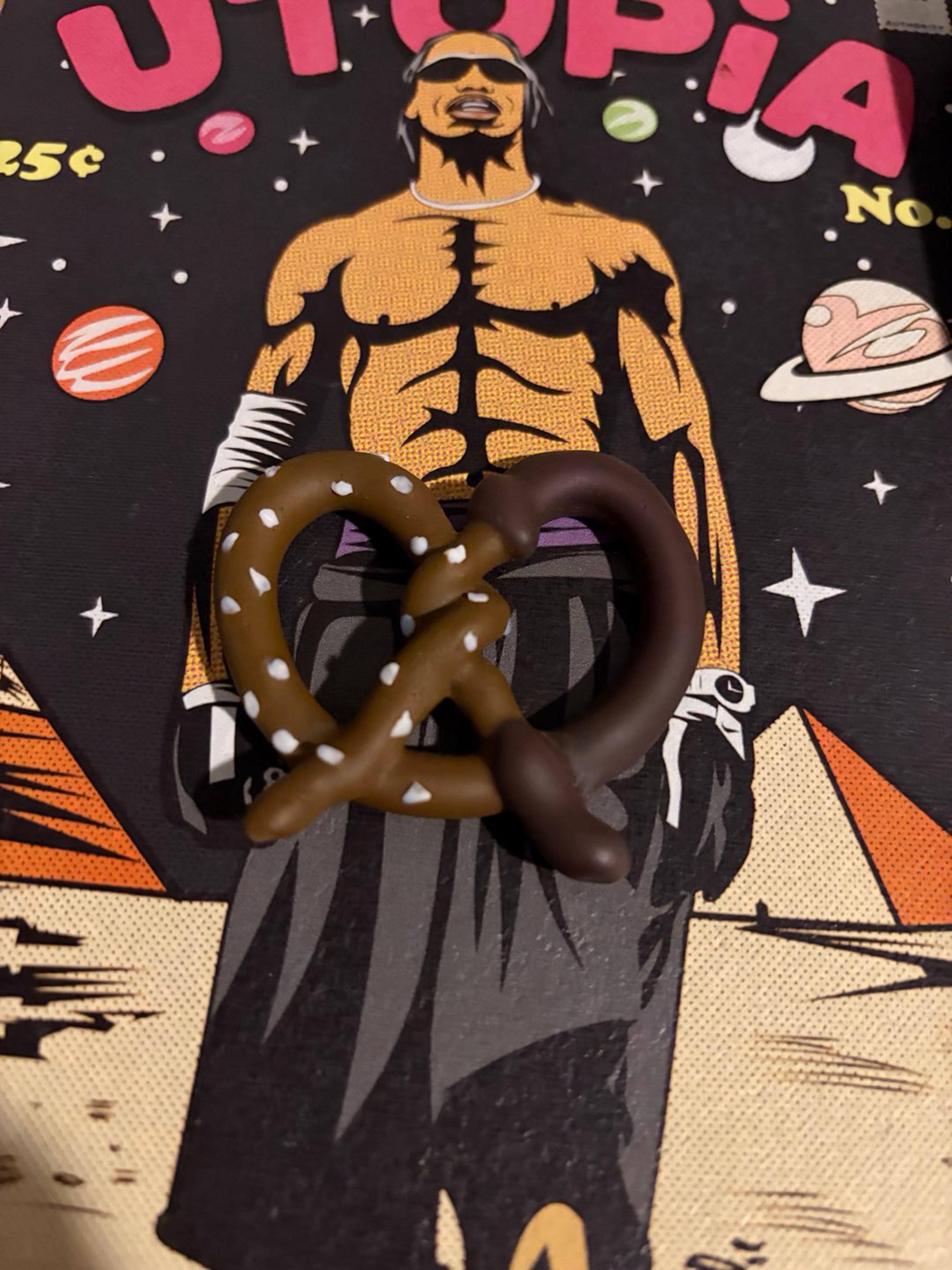 Preview pic of Soup Pretzel Pendant