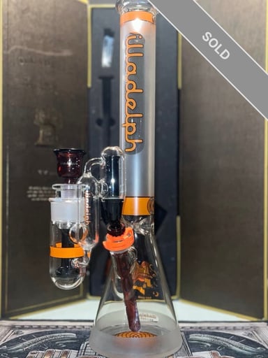 Preview pic of Illadelph Frosted Signature Series Orange Label 5mm - Medium 19"