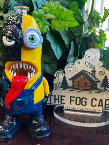 Preview pic of Evil Minion Bong