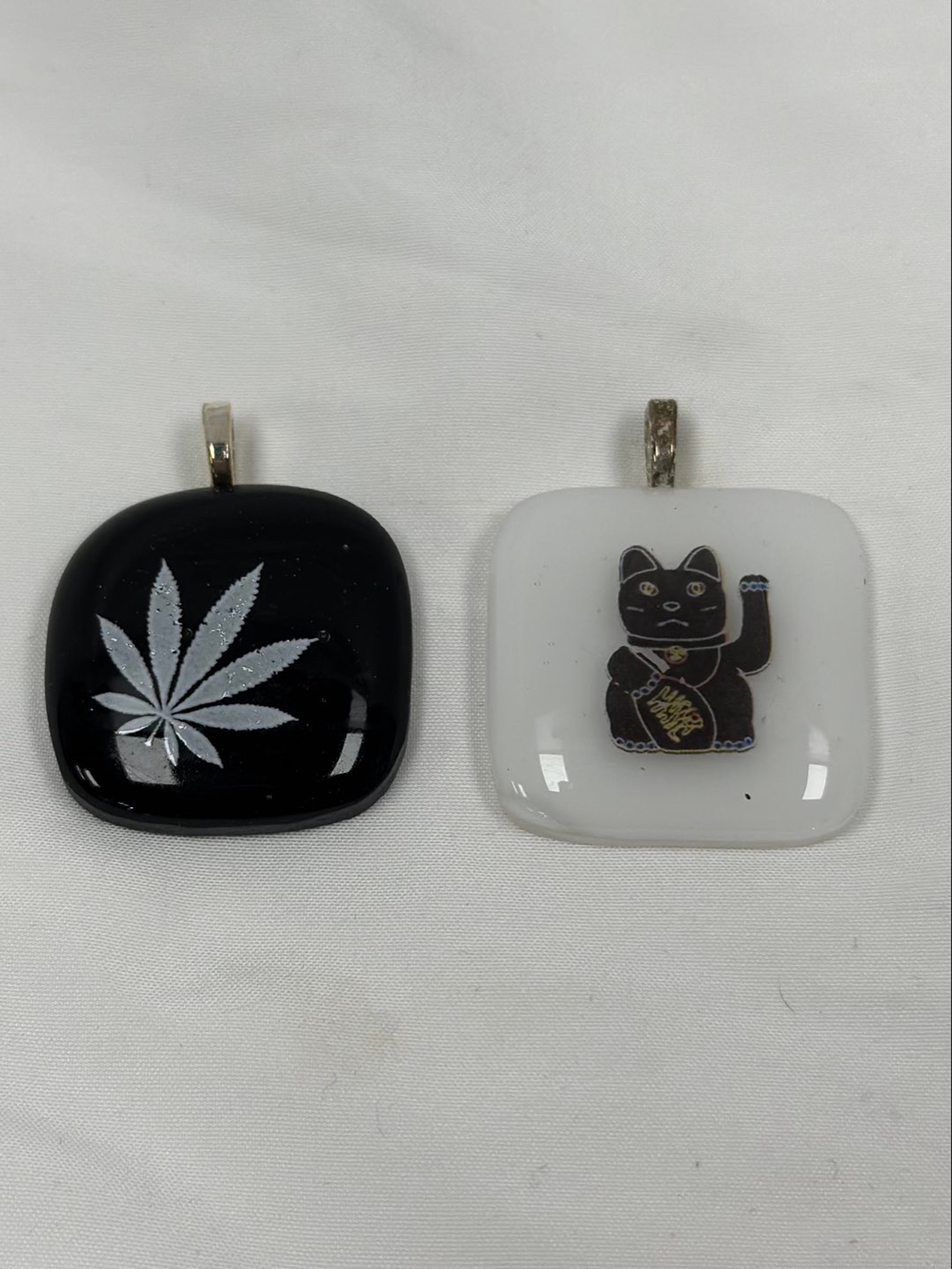 PENDENT SET - # 2 image 0