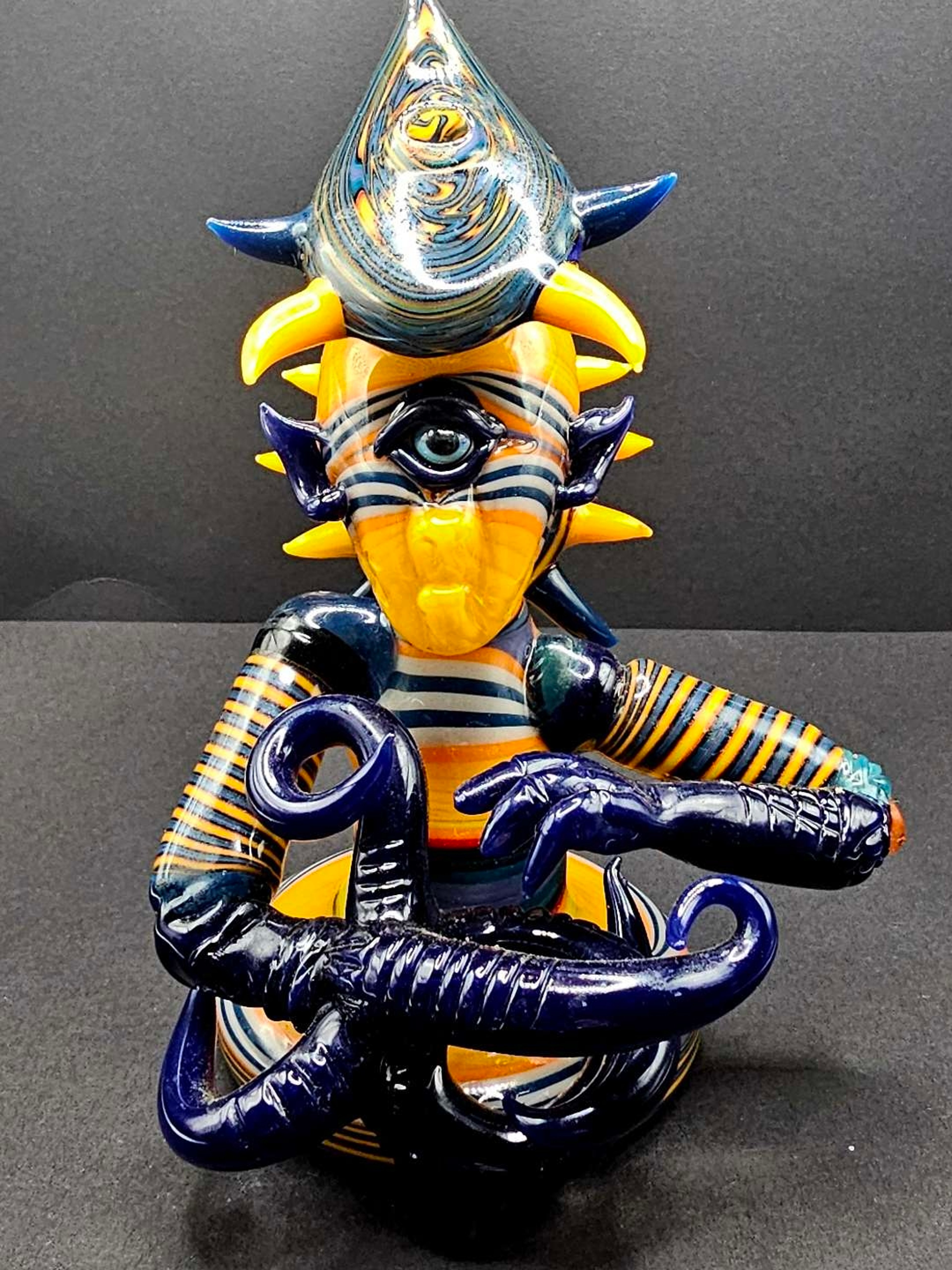 Merc Emperor no reserve image 0