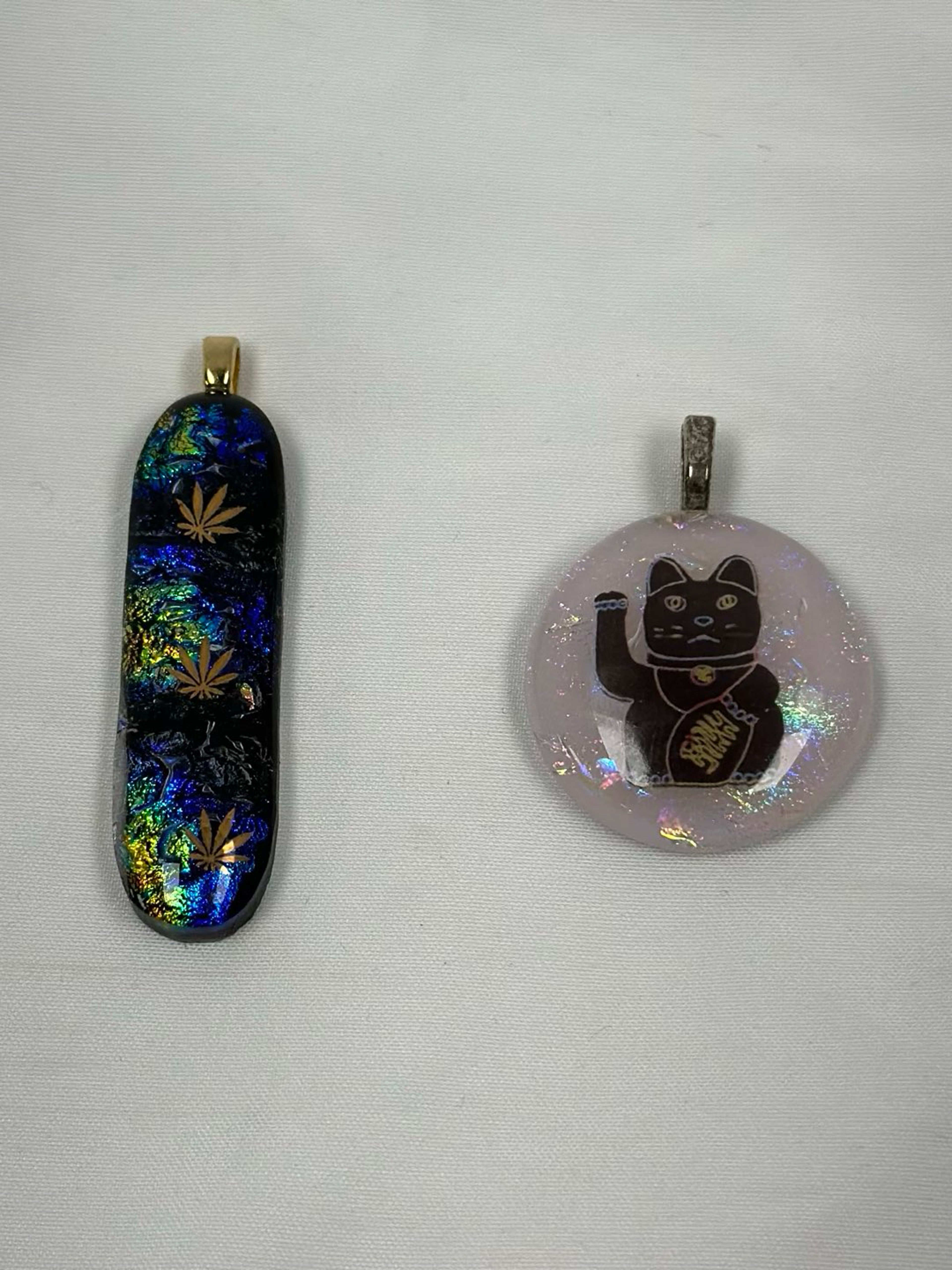 PENDENT SET - # 4 image 0