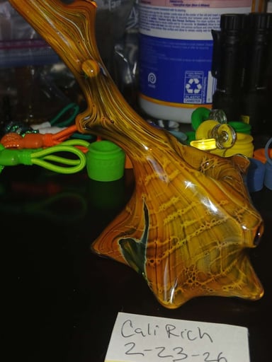 Preview pic of Hickory Dry Pipe w/Illuminati