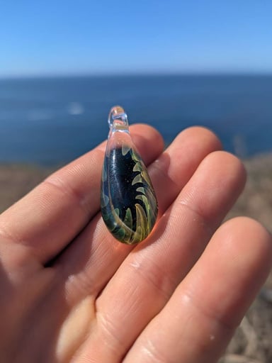 Preview pic of Fume Implosion pendant