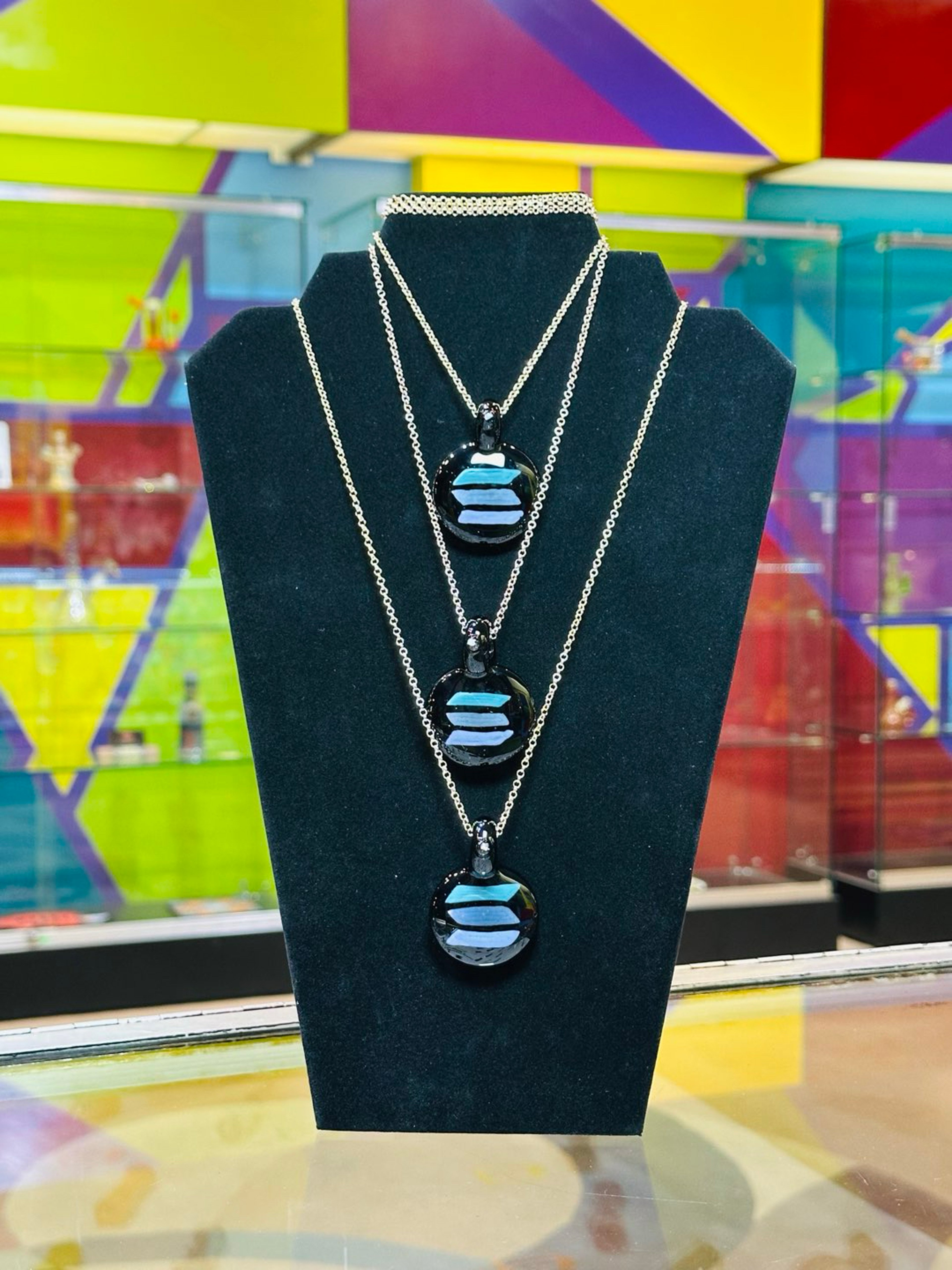 Preview pic of Solana Pendant W/ Opal