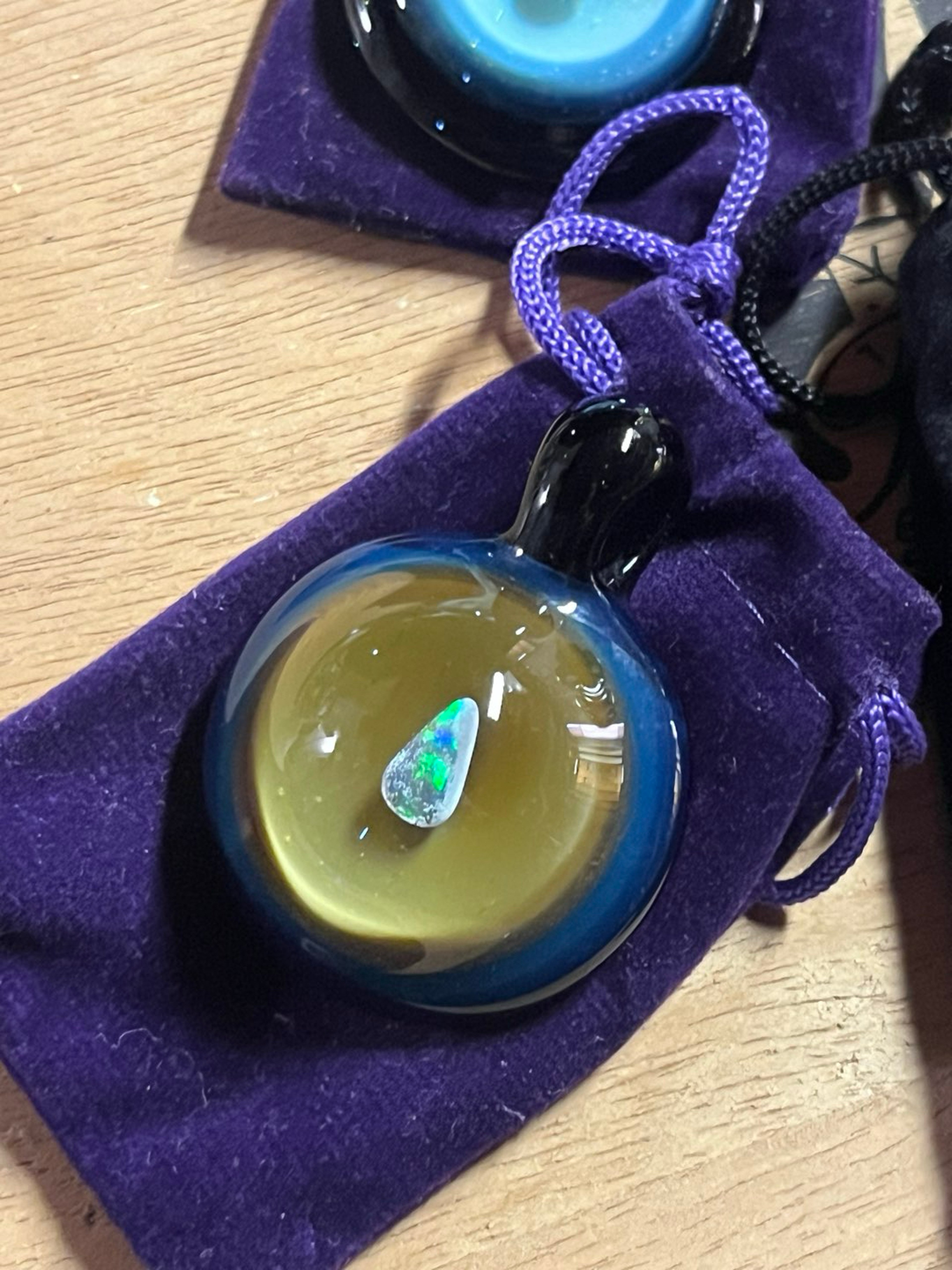 Preview pic of Opal Pendant