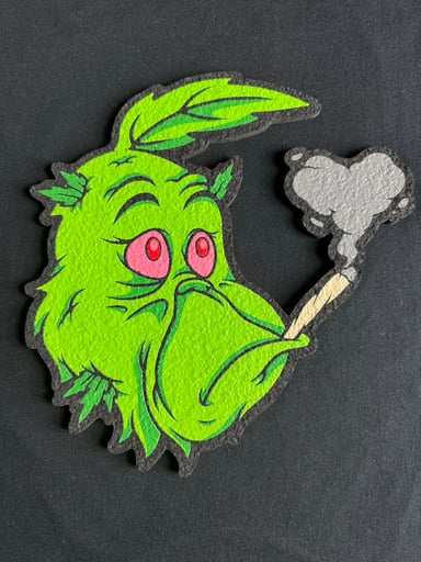 Preview pic of “Grinch” – LE /150 – Blacklight Reactive 👀💚