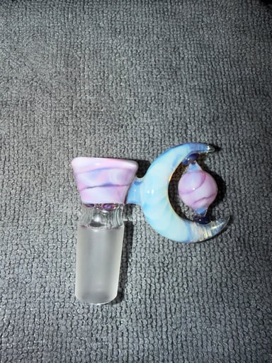Preview pic of El Mollo Crescent Slide w/ Spinning Marble
