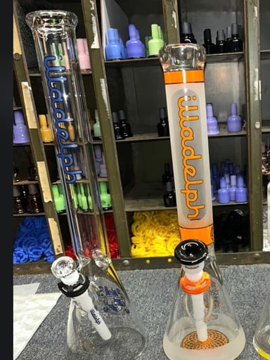 Preview pic of ILLADELPH BLUE MEDIUM SIZE