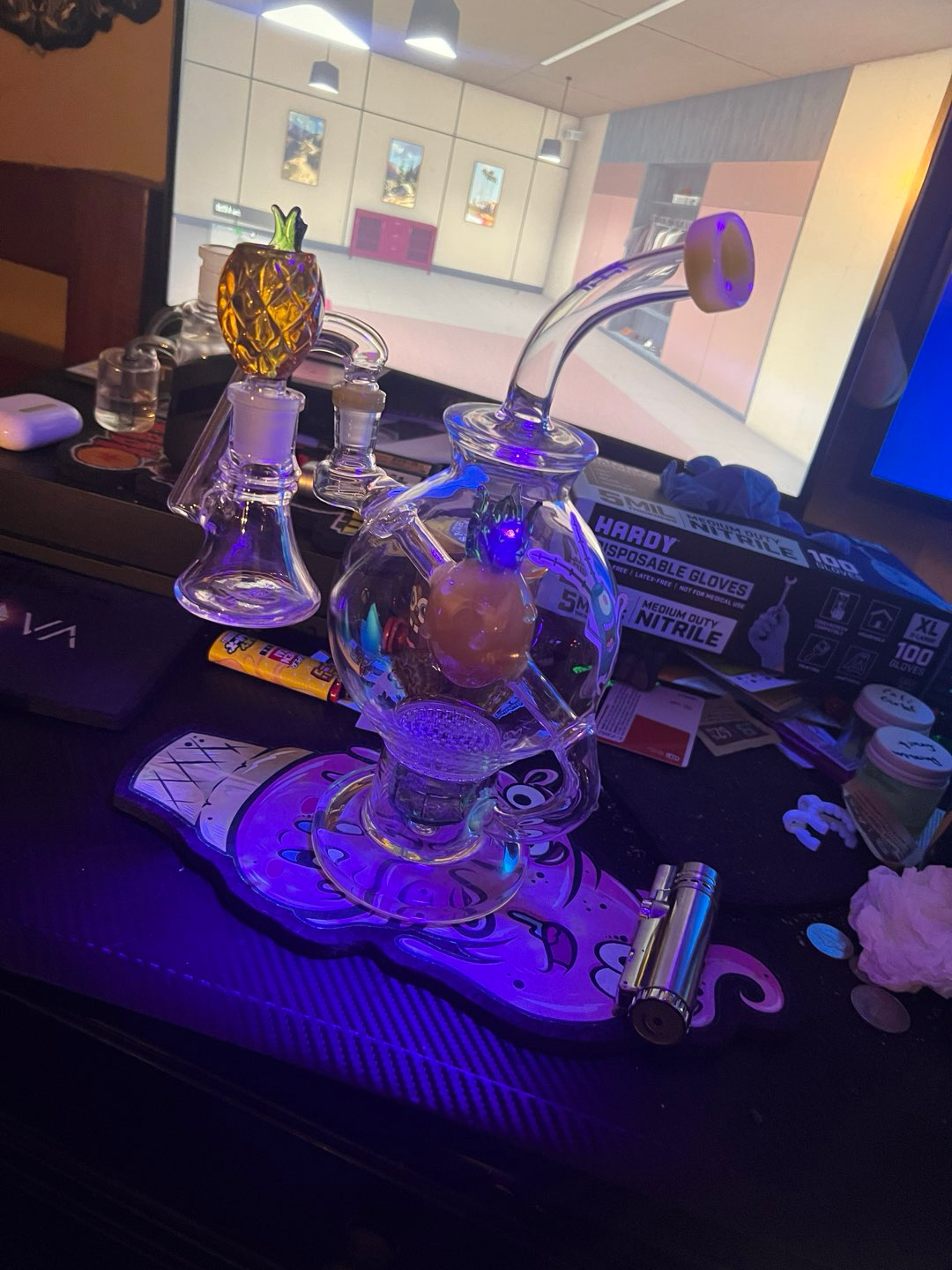 Preview pic of Hemper 2021 XL Pineapple Rig Starter Set