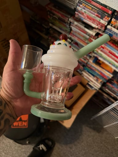 Preview pic of Proxy sundae cup