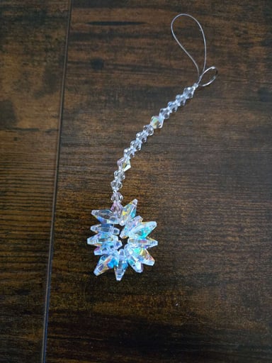 Preview pic of Crystal Snowflake Decoration