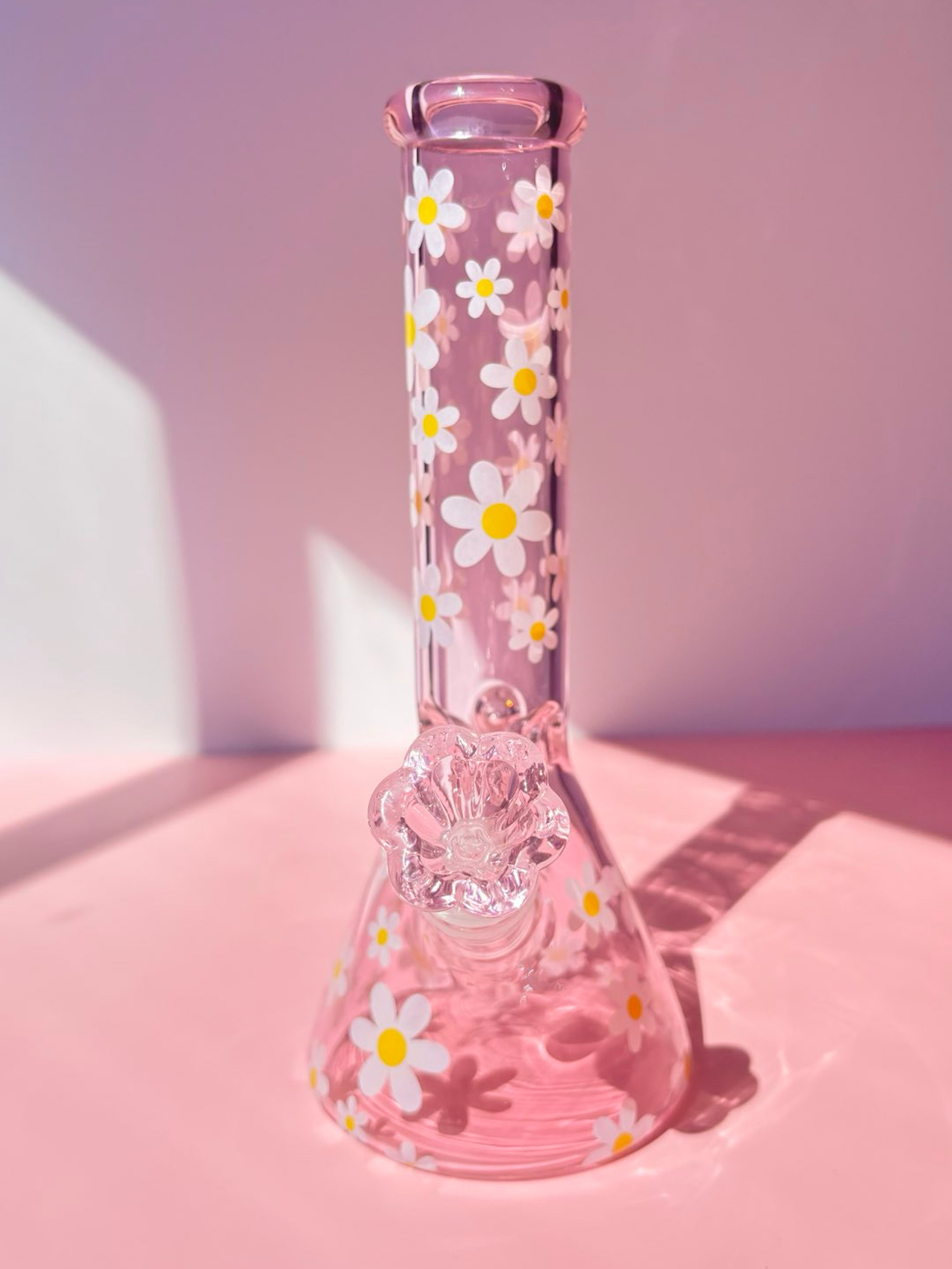Preview pic of Pink retro Daisy bong