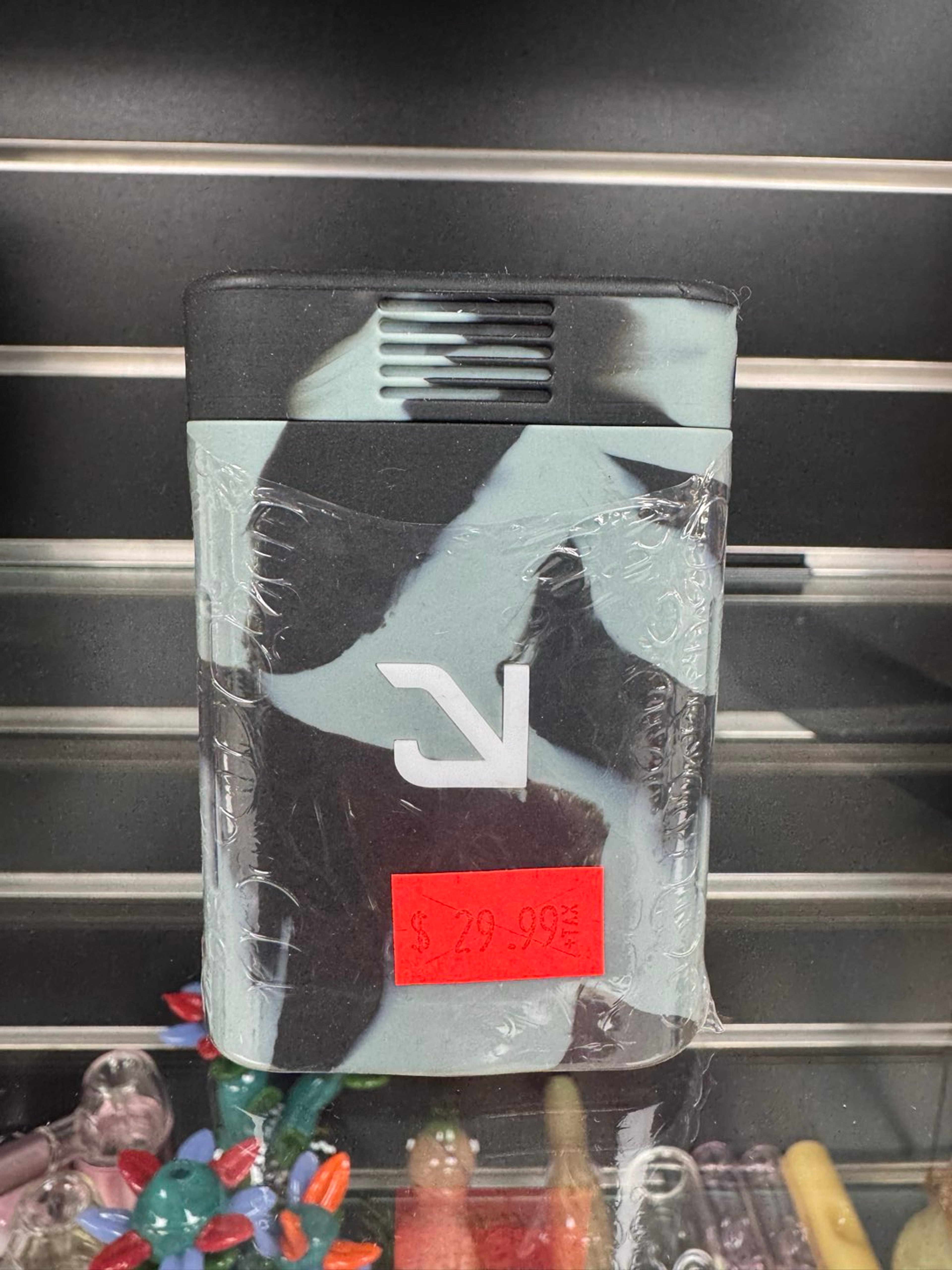 Eyce solo dugout 2 image 0