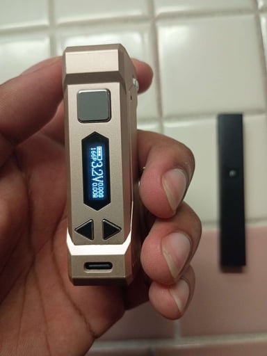 Preview pic of 510 thread battery and pnp battery