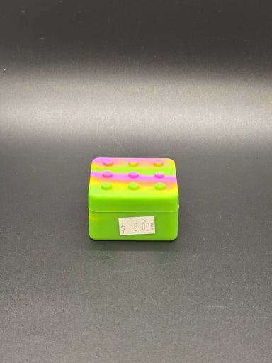 Preview pic of Silicone Cube 5 Hole Container