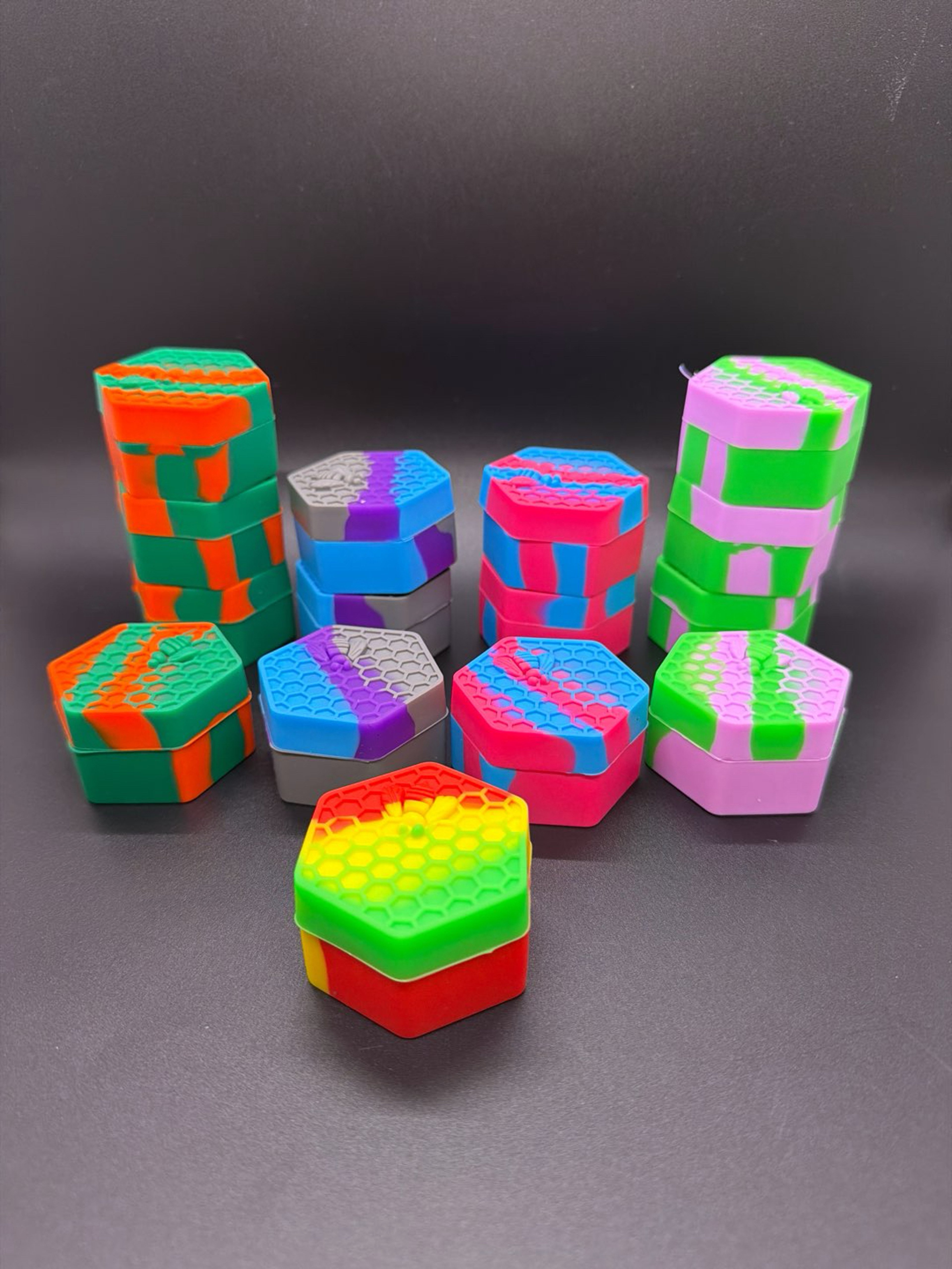 Honeycomb Silicone Container image 0