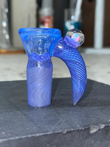 Preview pic of 18mm 4 holes opal millie