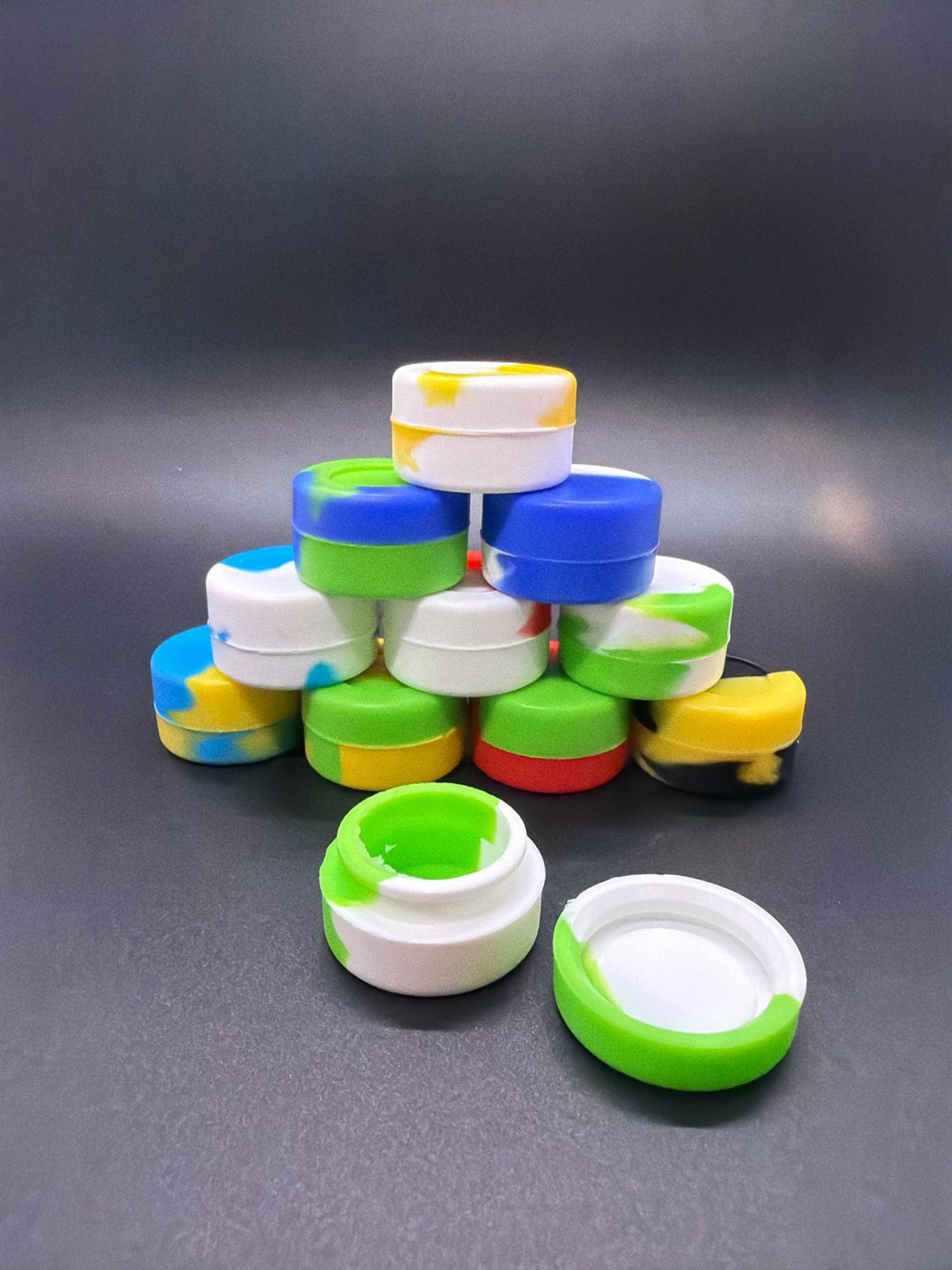 Silicone Container Medium Size image 0