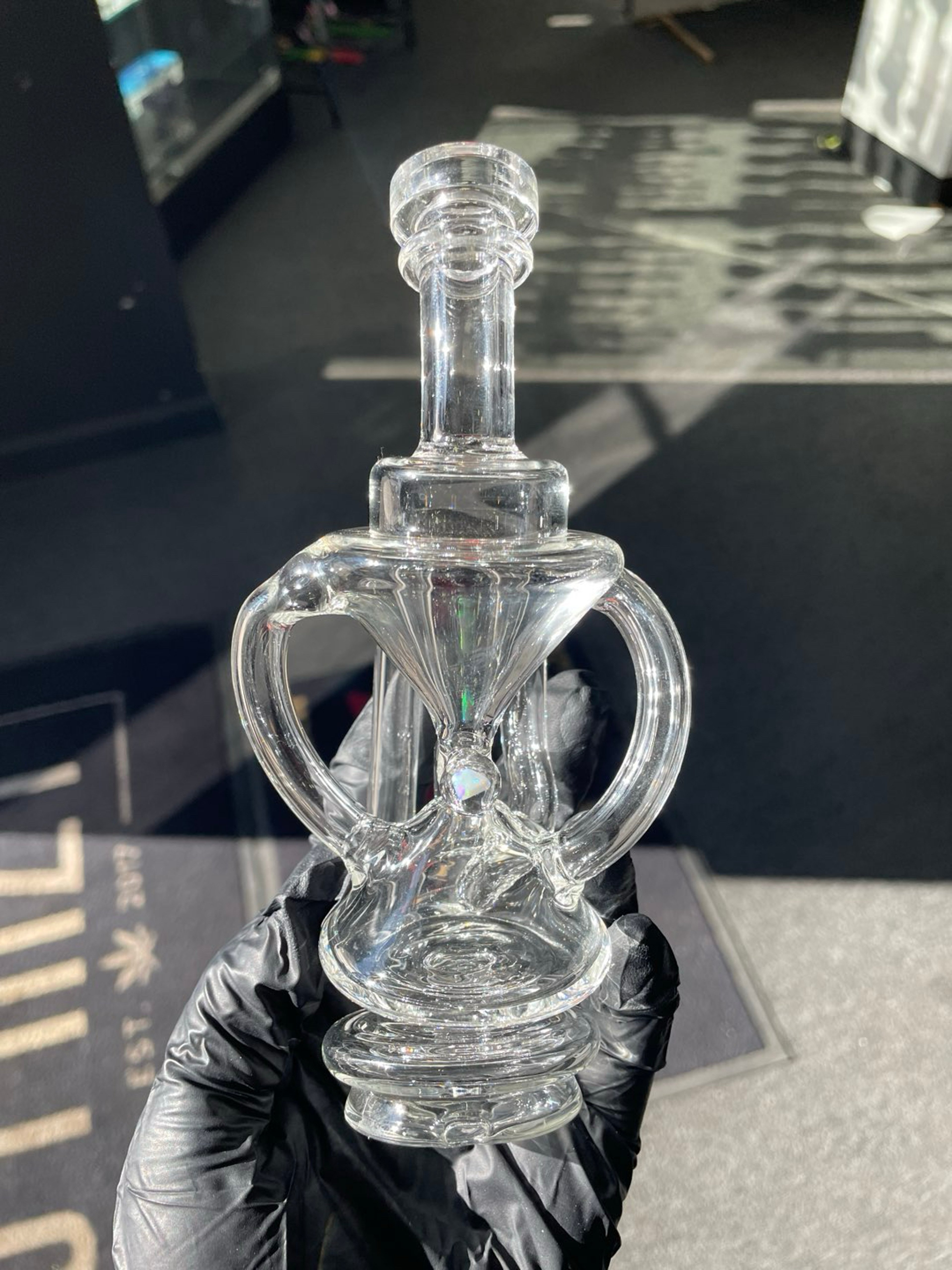 Hourglass Recycler Peak Top image 0