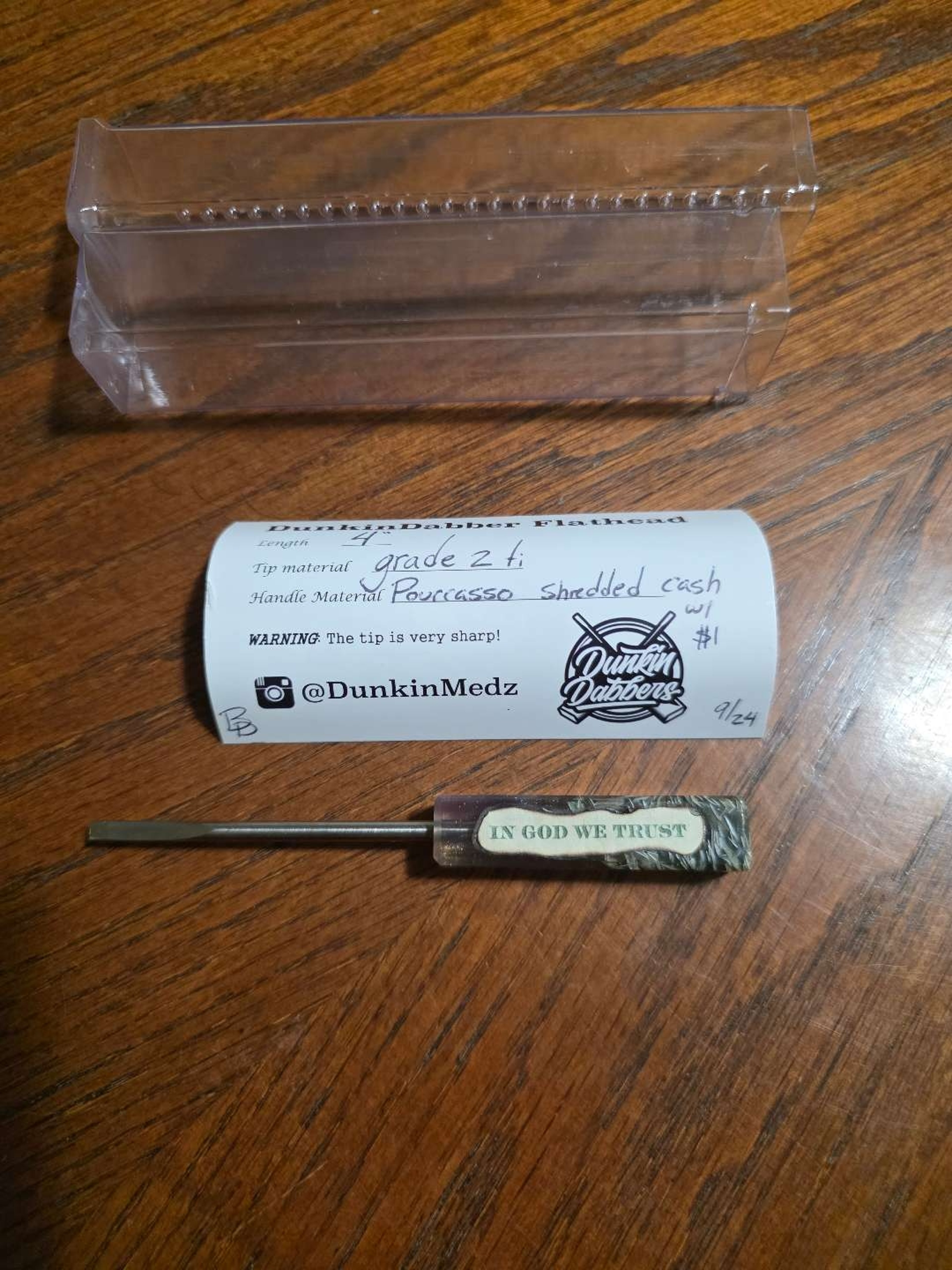 Preview pic of DunkinDabbers Pourcasso w/ $1 Shredded Bills