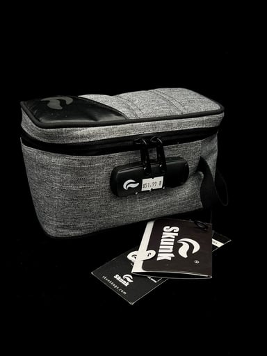Preview pic of Skunk Smell-Proof Bag Pilot S – Oxford Gray (Small)