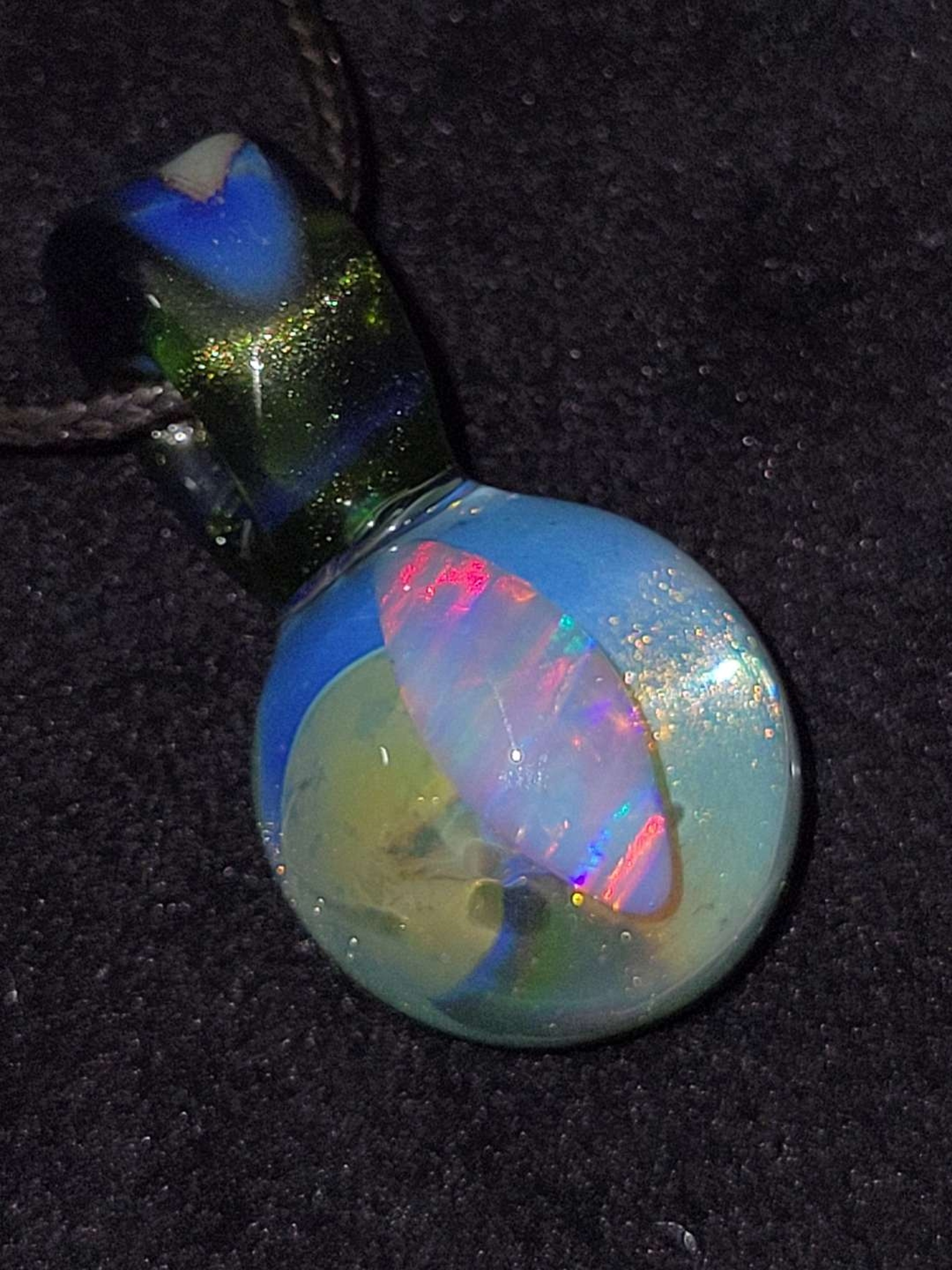 Preview pic of Opal Chip Pendant