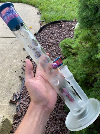 Preview pic of Oddball Toob