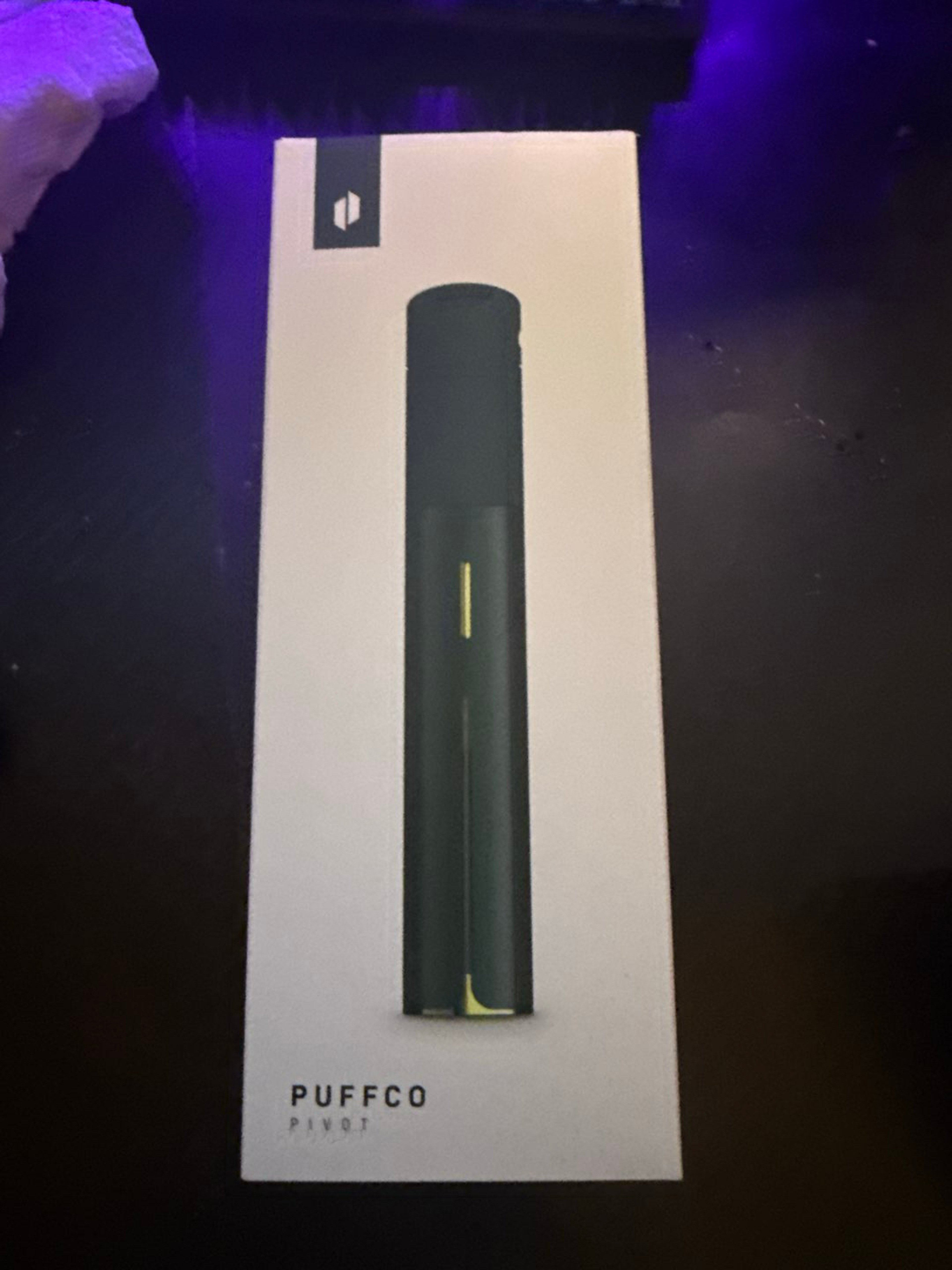 Preview pic of Puffco Pivot *Pine Green*