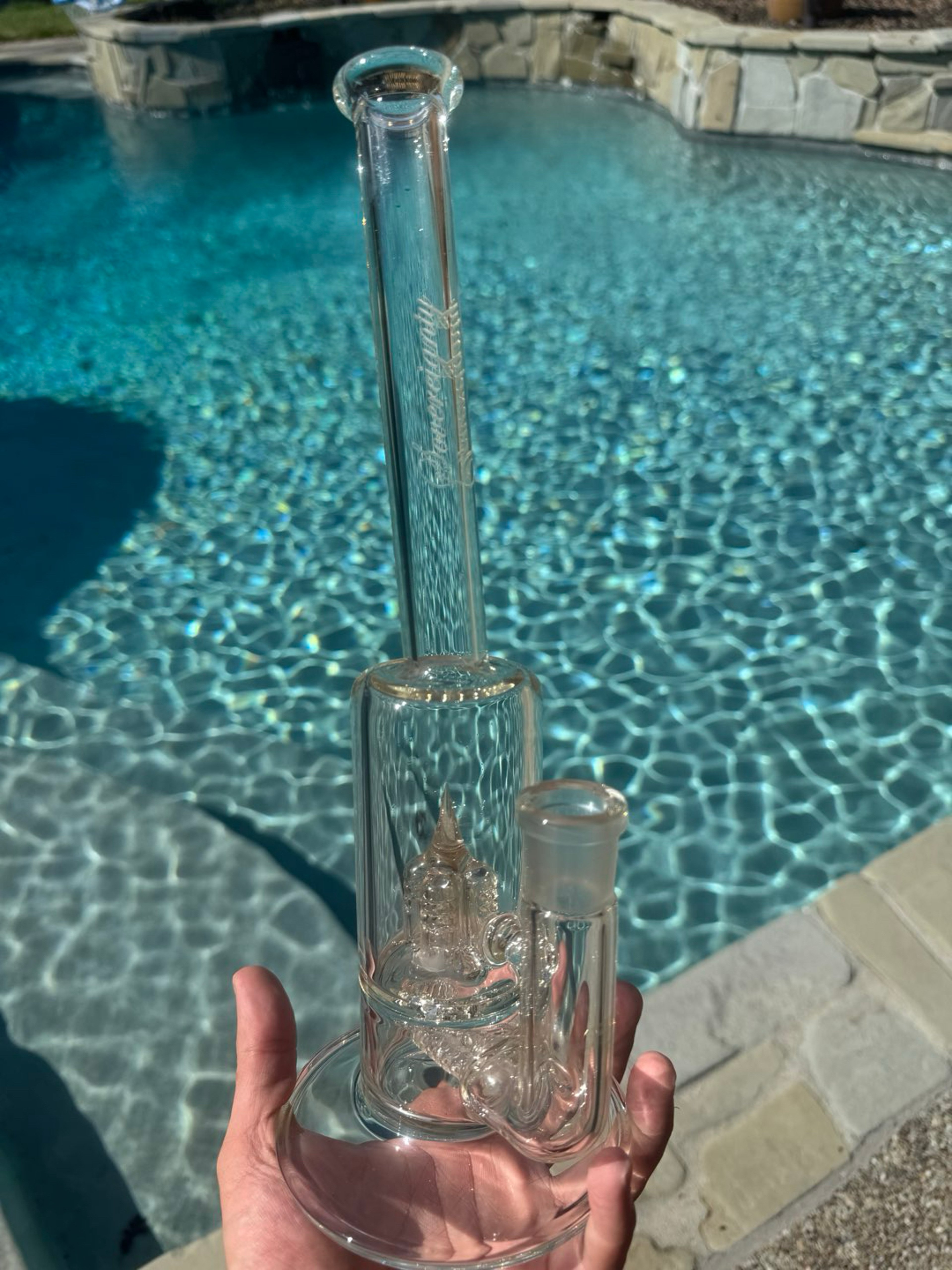 Preview pic of Gline Inv4 Bent Neck Sovereignty