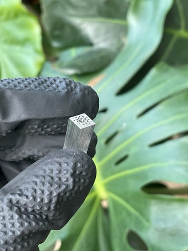 Preview pic of Small clear square glass filter tip