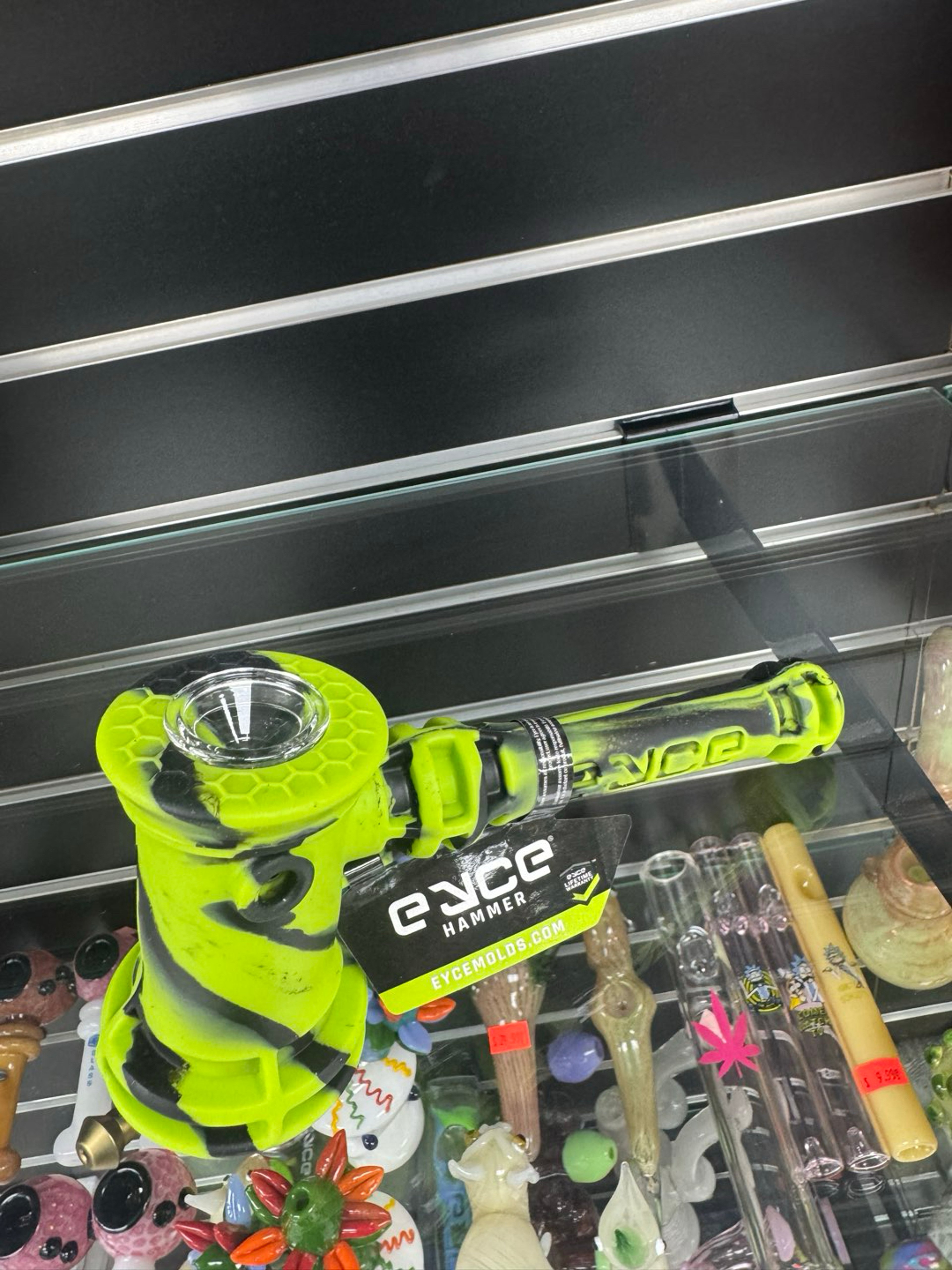 Preview pic of Eyce hammer pipe