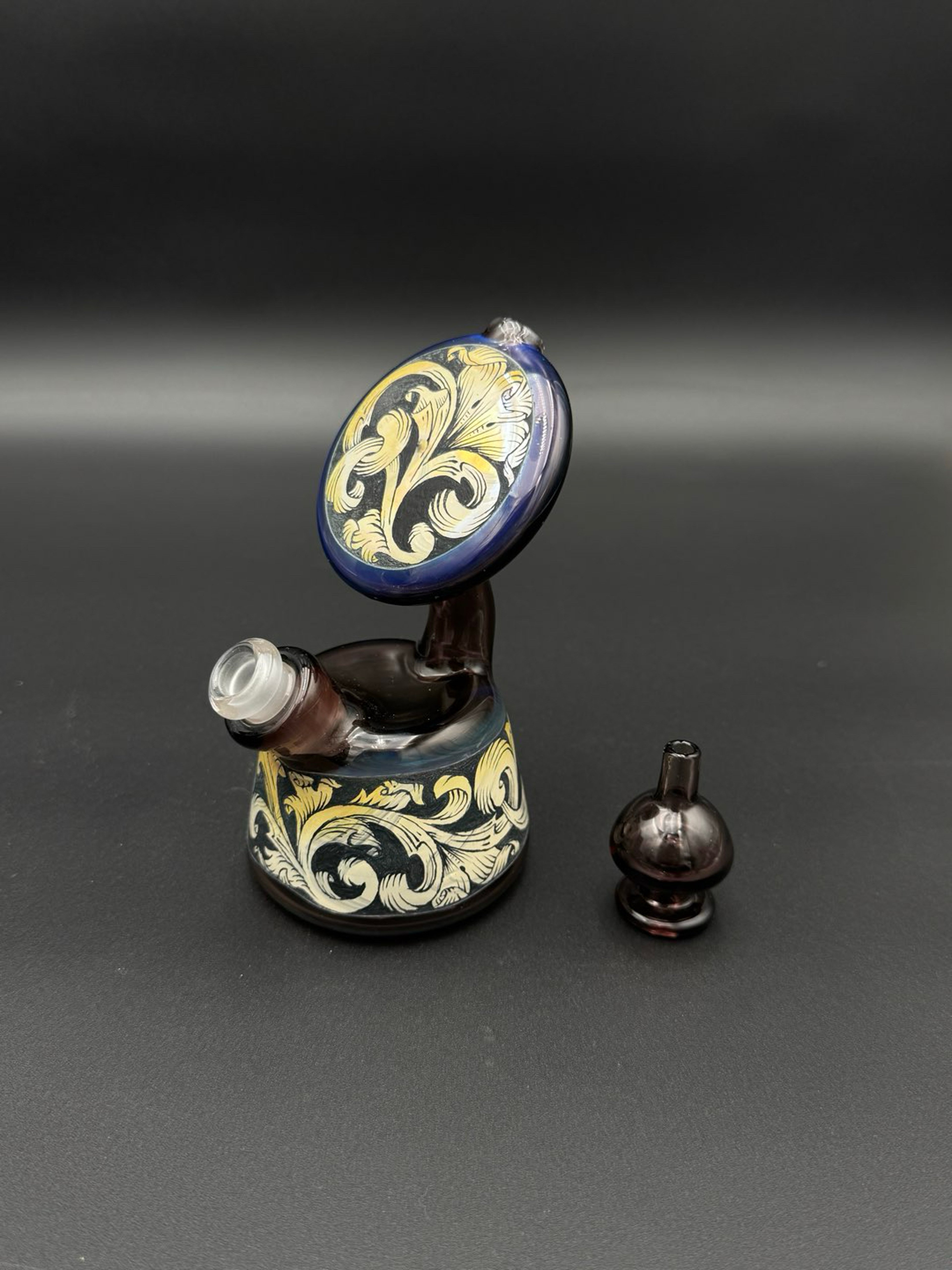 Preview pic of Swan Glass Filagree Piece