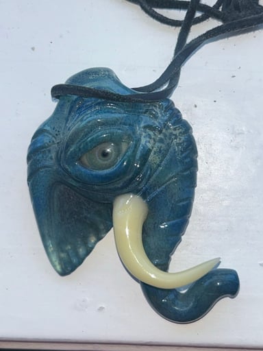 Preview pic of Salt elephant pendy
