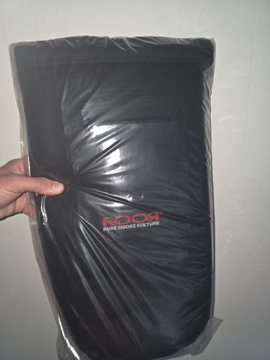 Preview pic of RooR Travel Bag