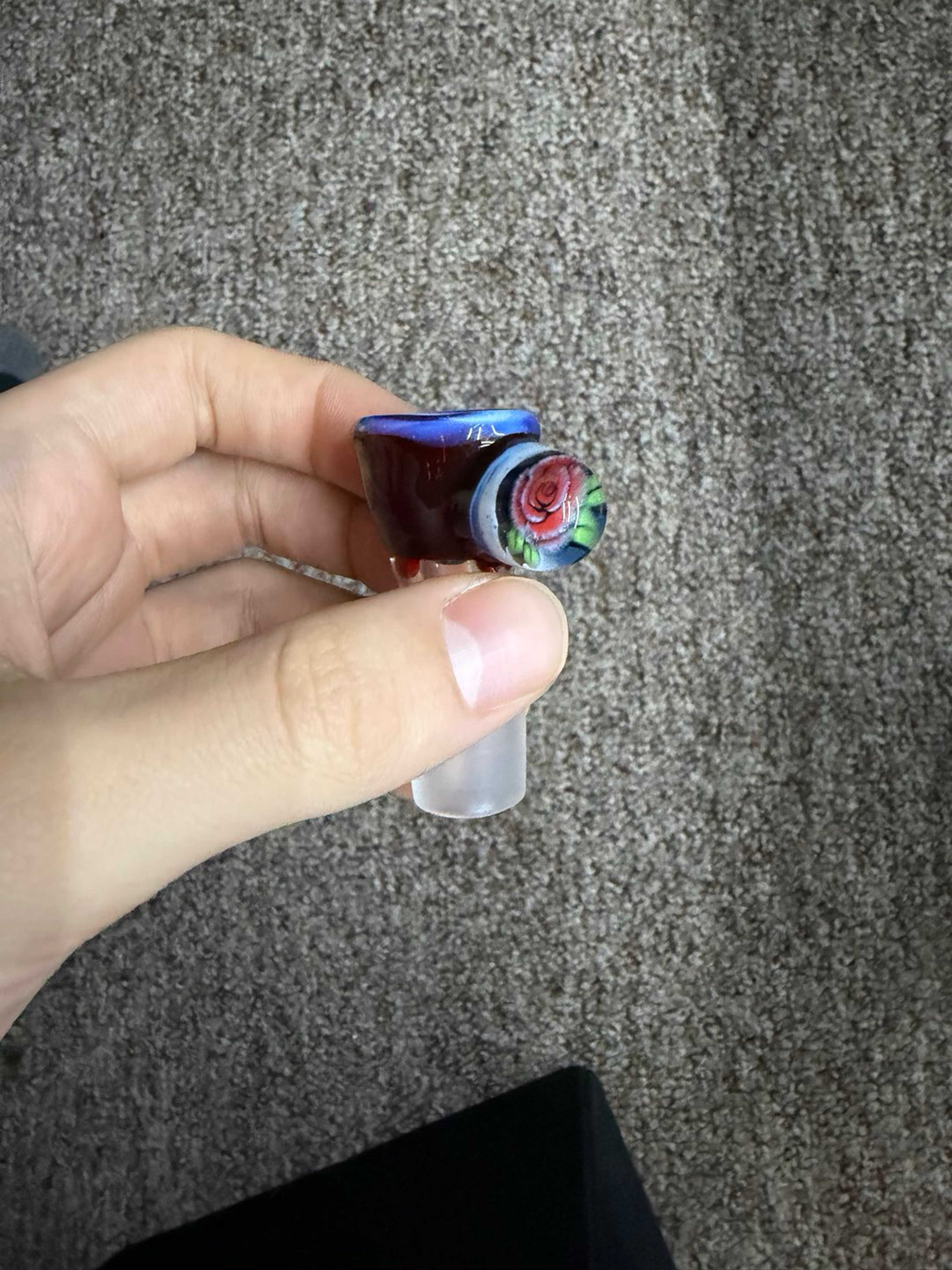 Preview pic of Uv rose milli beerdo glass