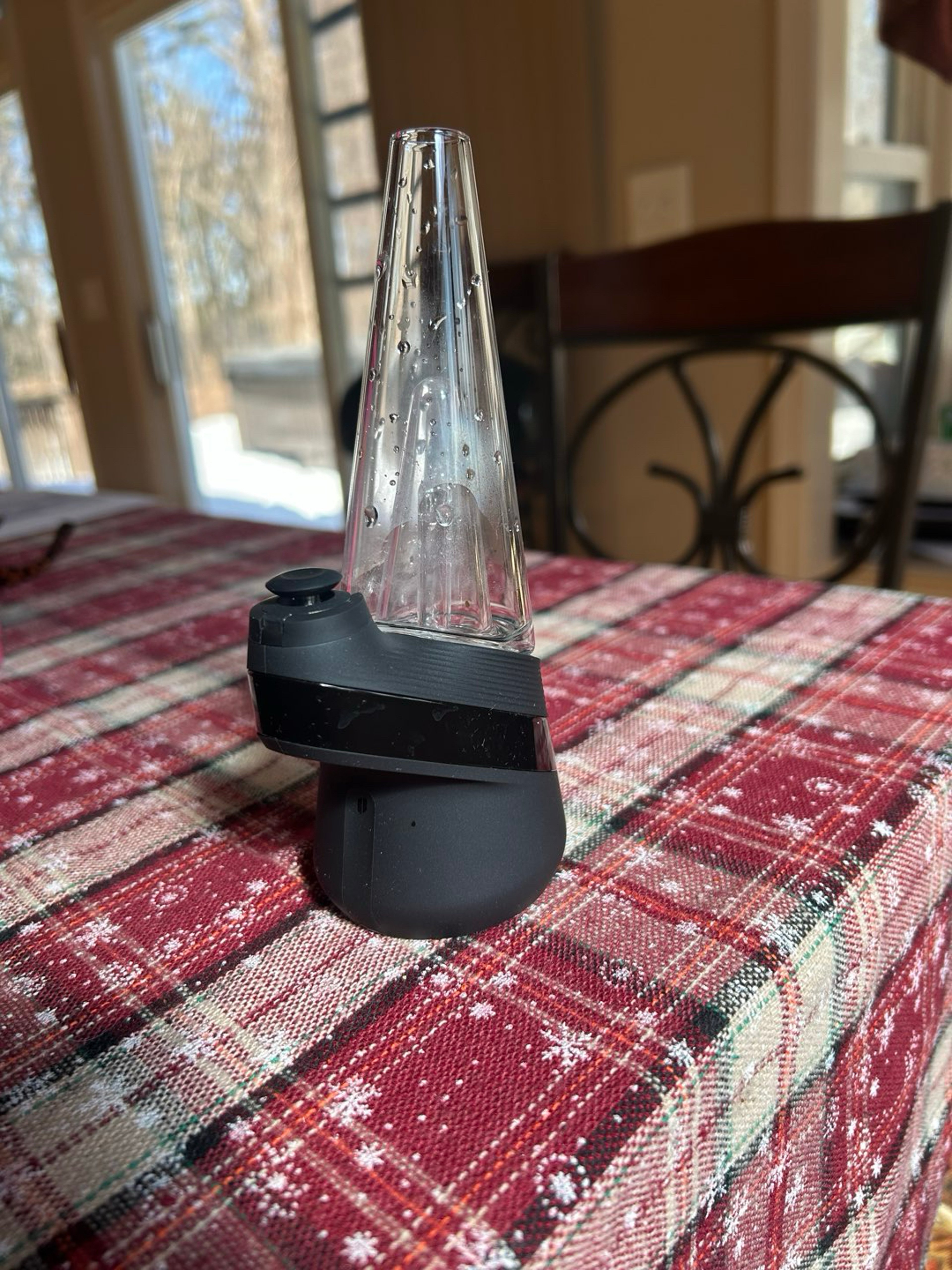 Preview pic of Black puffco peak used mint condition