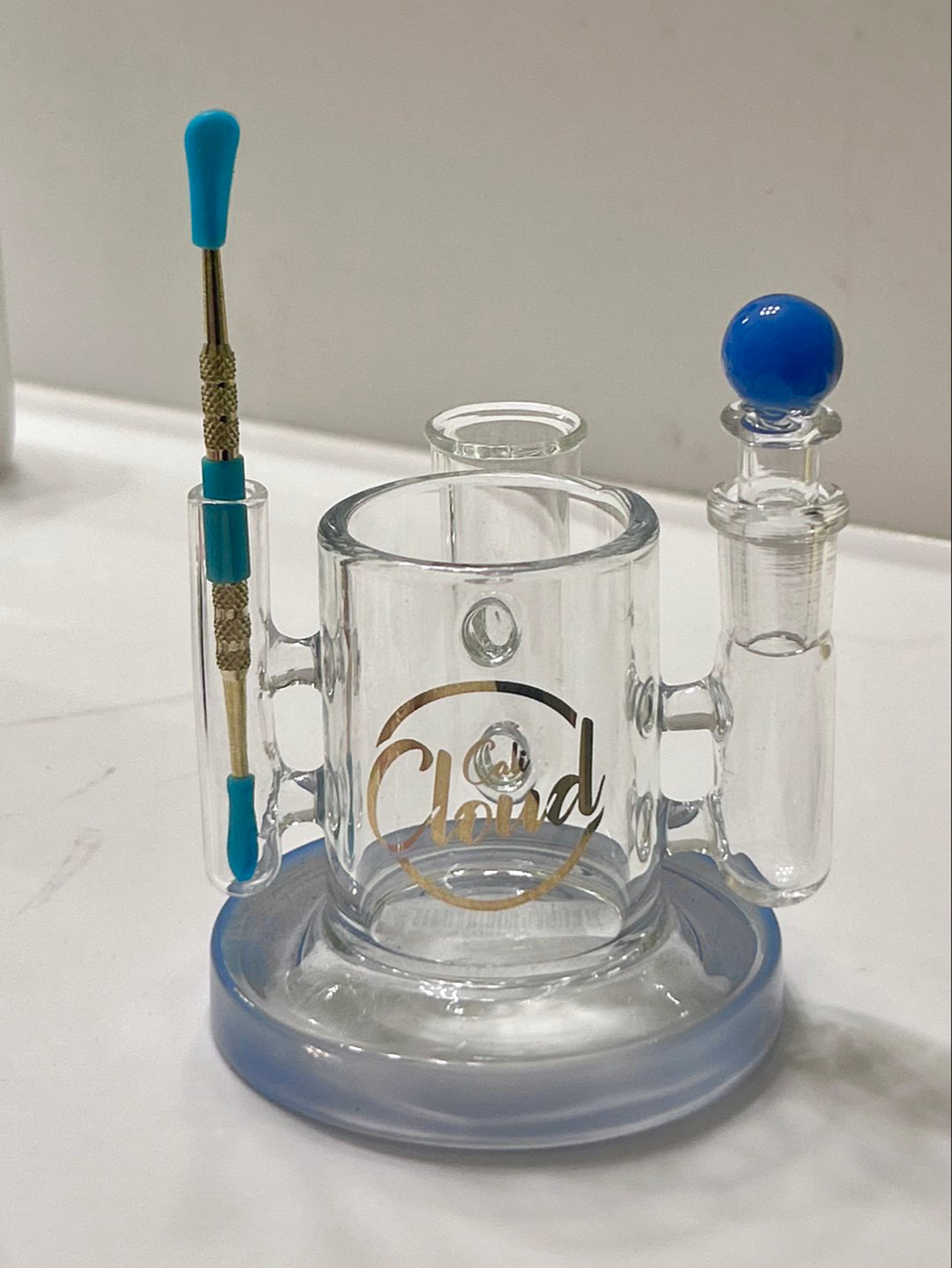 Preview pic of Cali CloudX 3 Piece Glass Stand & Isopropyl Cleaning Station in Blue