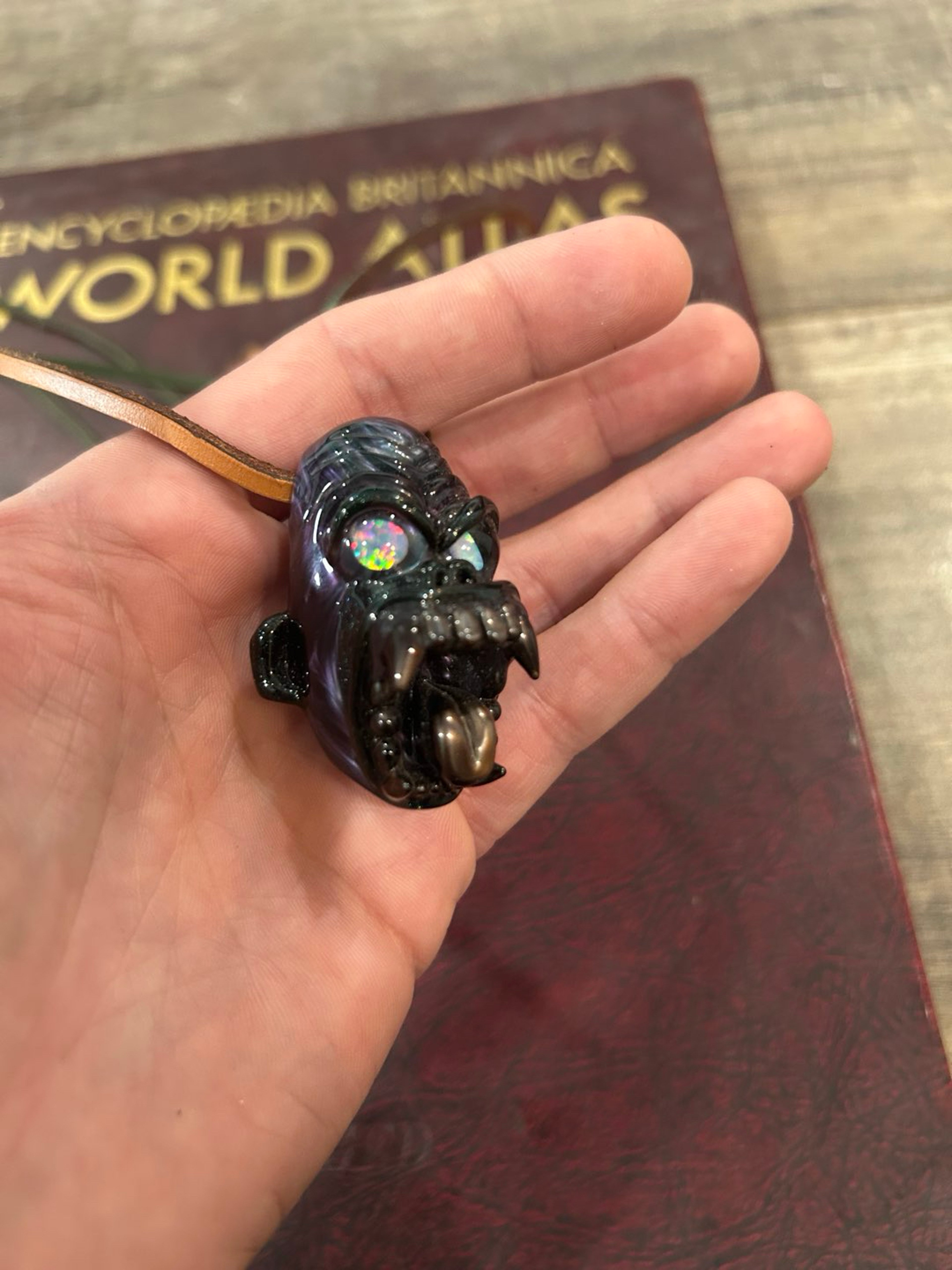 Firefly pendant image 0