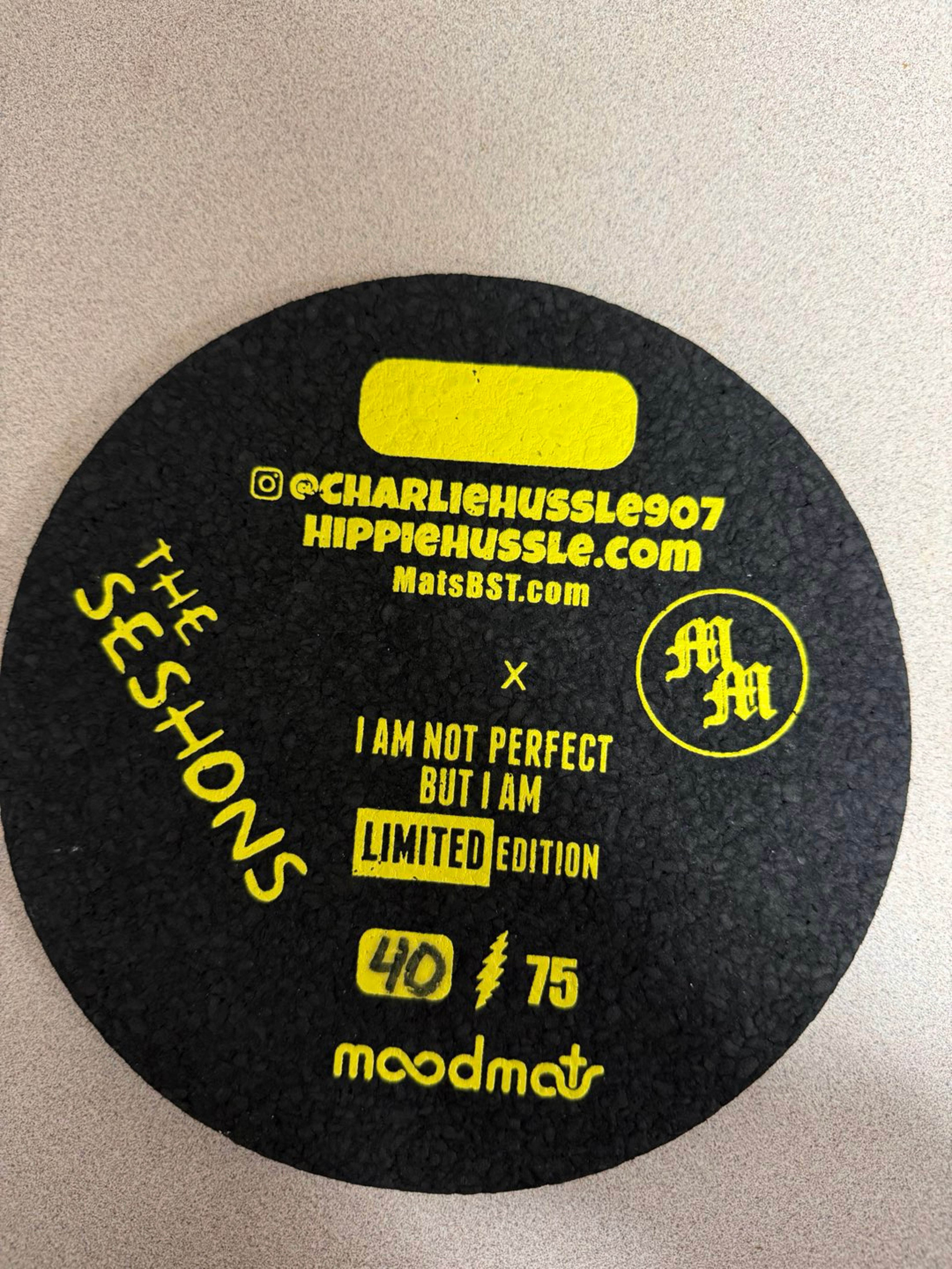 Charlie huddle 40/75 matt image 0