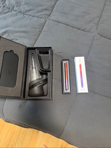 Preview pic of Puffco New Peak + Puffco Hot Knife – Like New w/ Box
