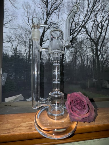 Preview pic of Grav UPLINE Bamboo Vertical Bong