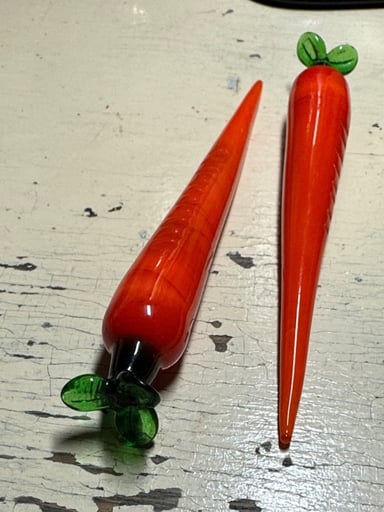 Preview pic of TWO Glass Carrot Dab Tools 🐰