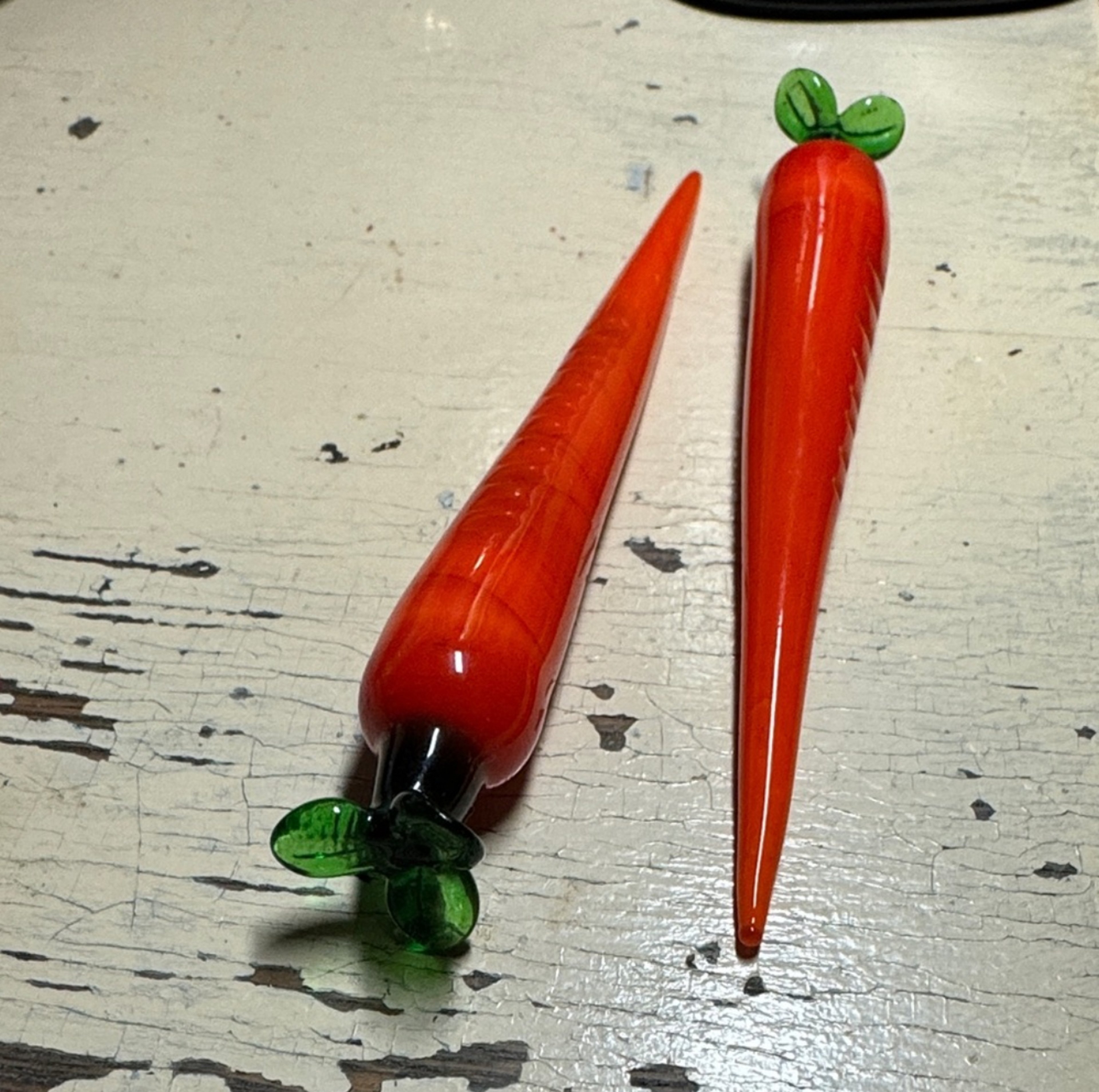 Preview pic of Glass Carrot Dab Tool 🐰