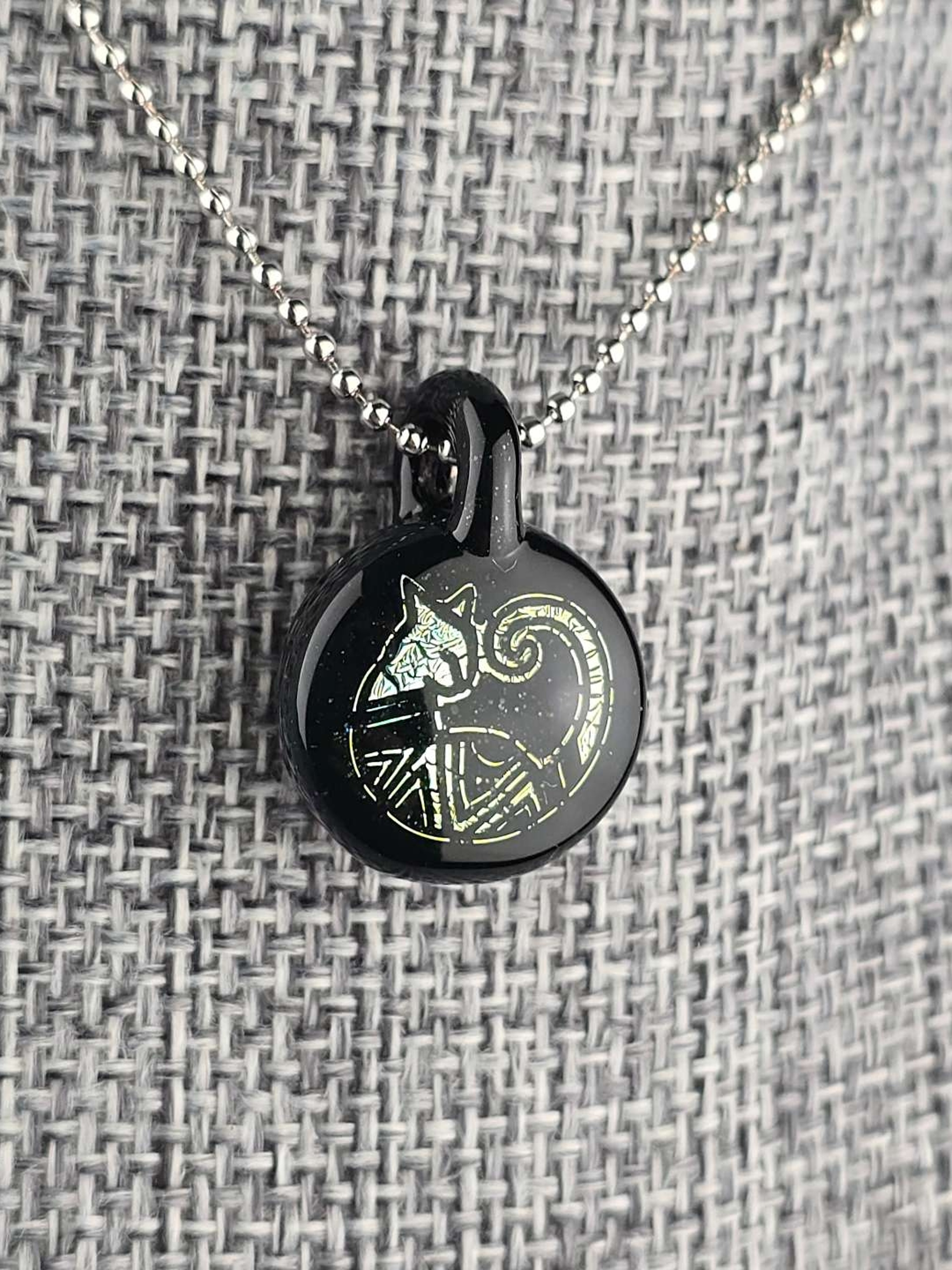 Preview pic of Spiller Woods Gold Dichro Kitty pendant