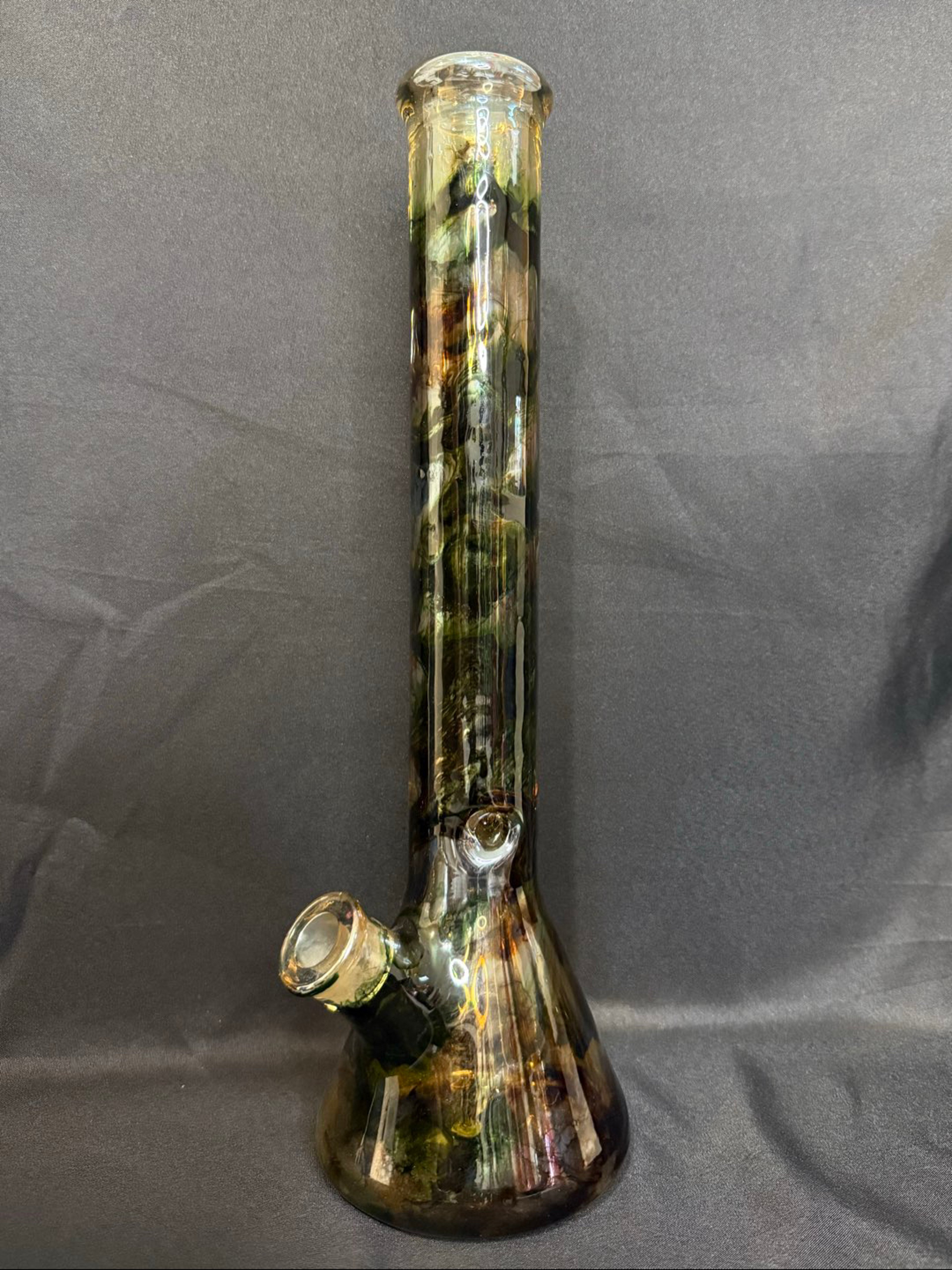 Preview pic of ~Trippy Tech~ Orange & Green “Vapor” Bong