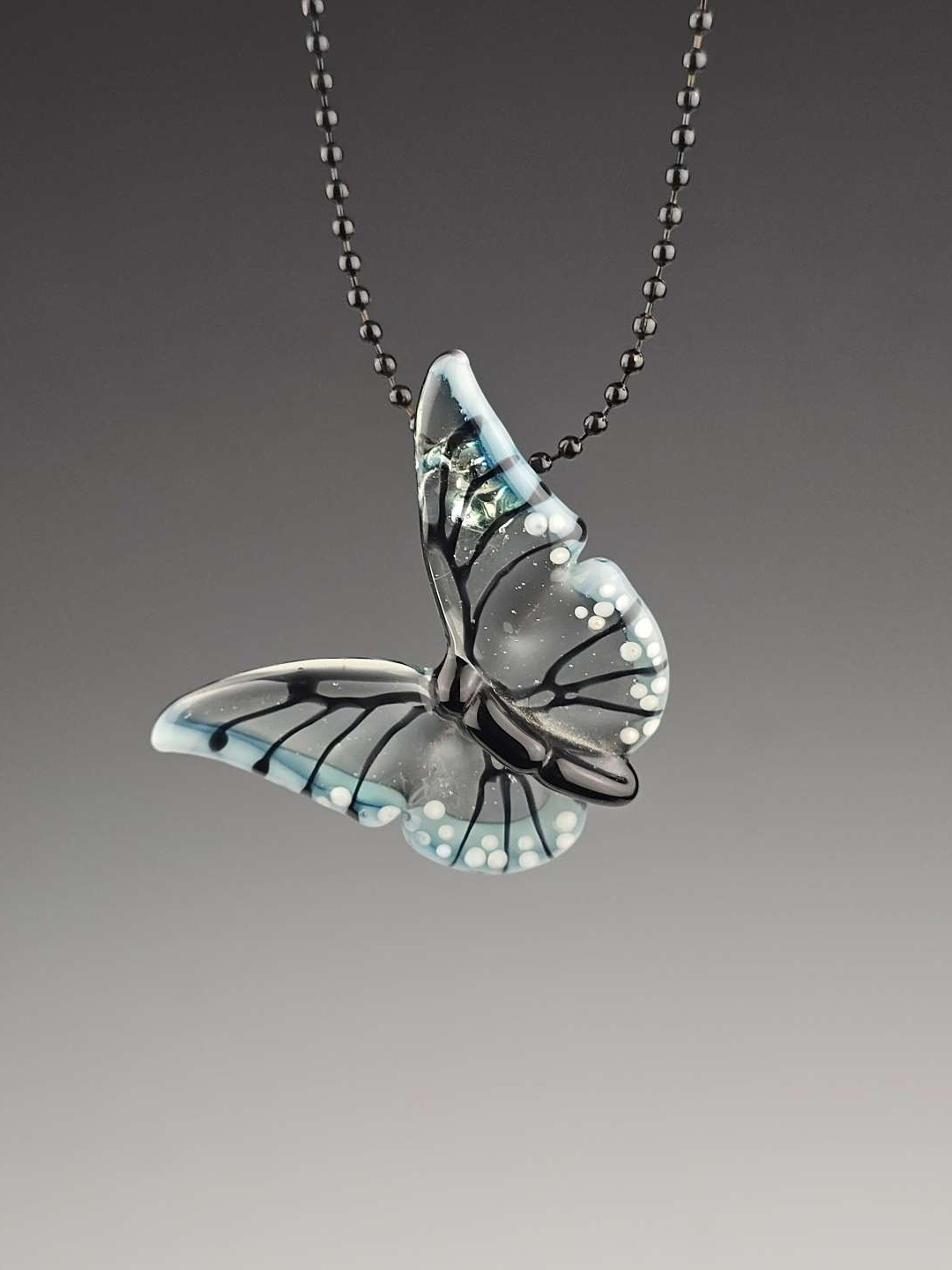 Preview pic of MZ Glass Butterfly Pendant