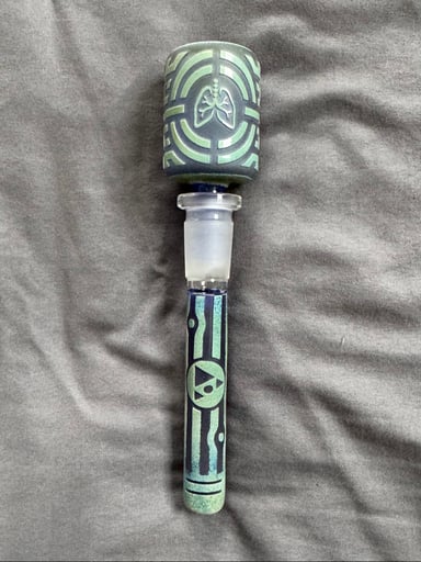 Preview pic of COMBO 🔥MILKY WAY GLASS 🔥STEM SET / MATCHING LONG BOWL DEEP ETCHED AND BLASTED !!