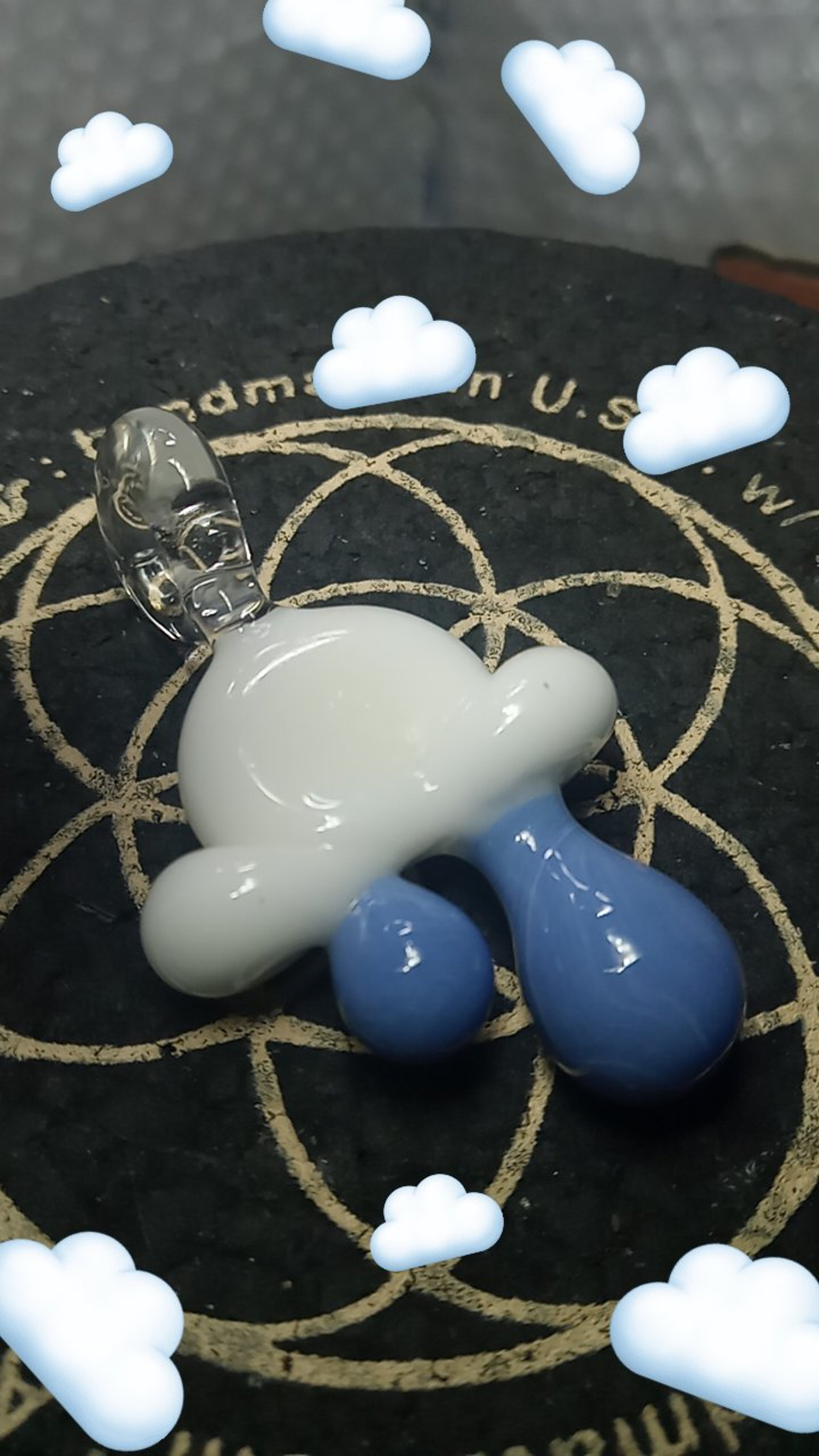 Preview pic of Heady Glass ☁️Cloud☁️ Pendant W/Rain💧Drops