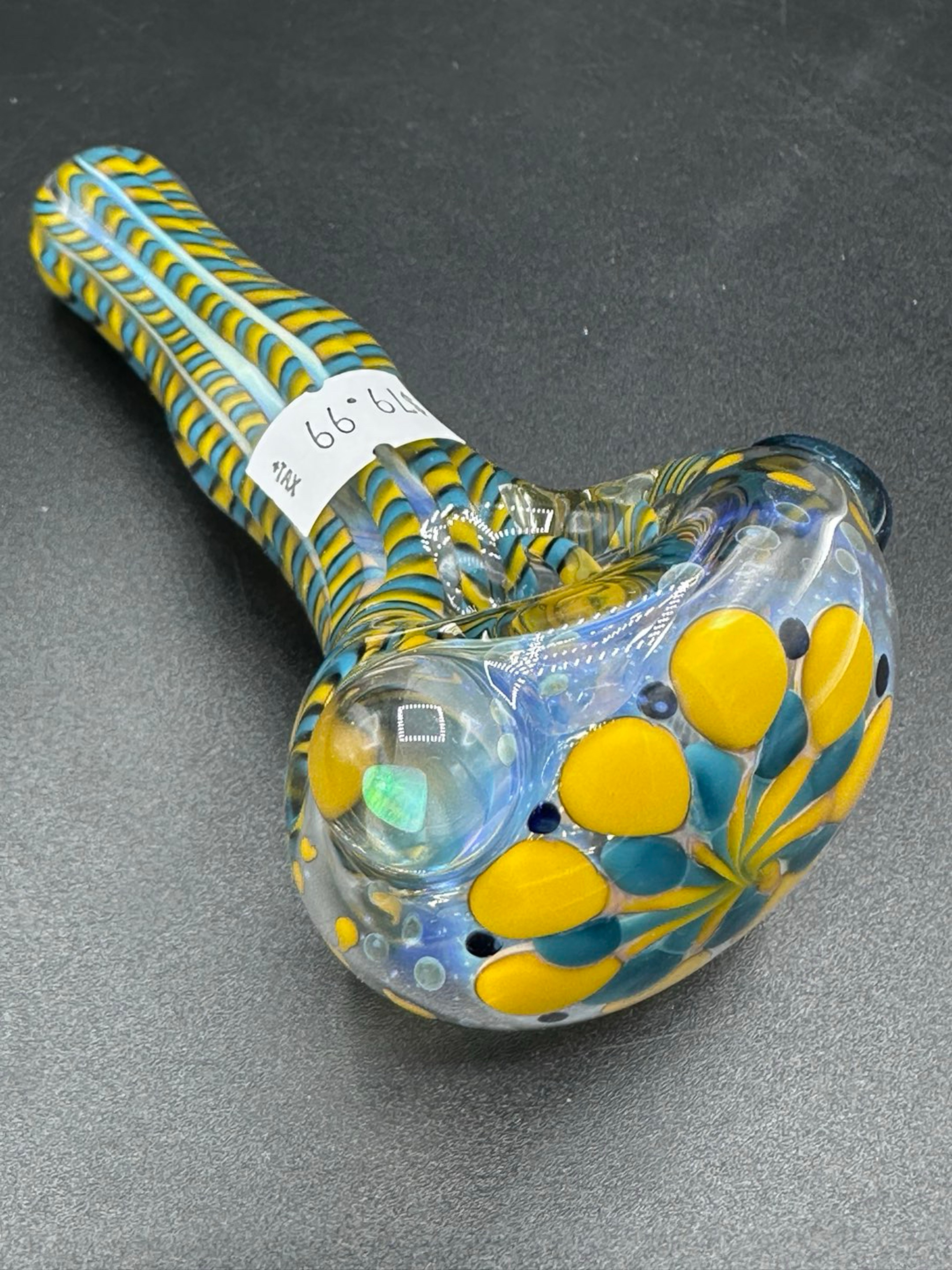 Preview pic of Coiled Dot Spoon